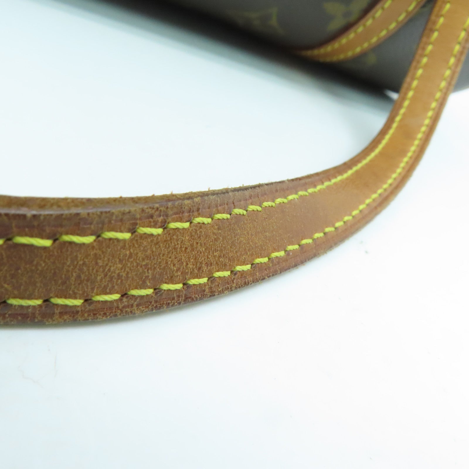 LOUIS VUITTON Monogram Papillon PM金扣手挽袋啡色