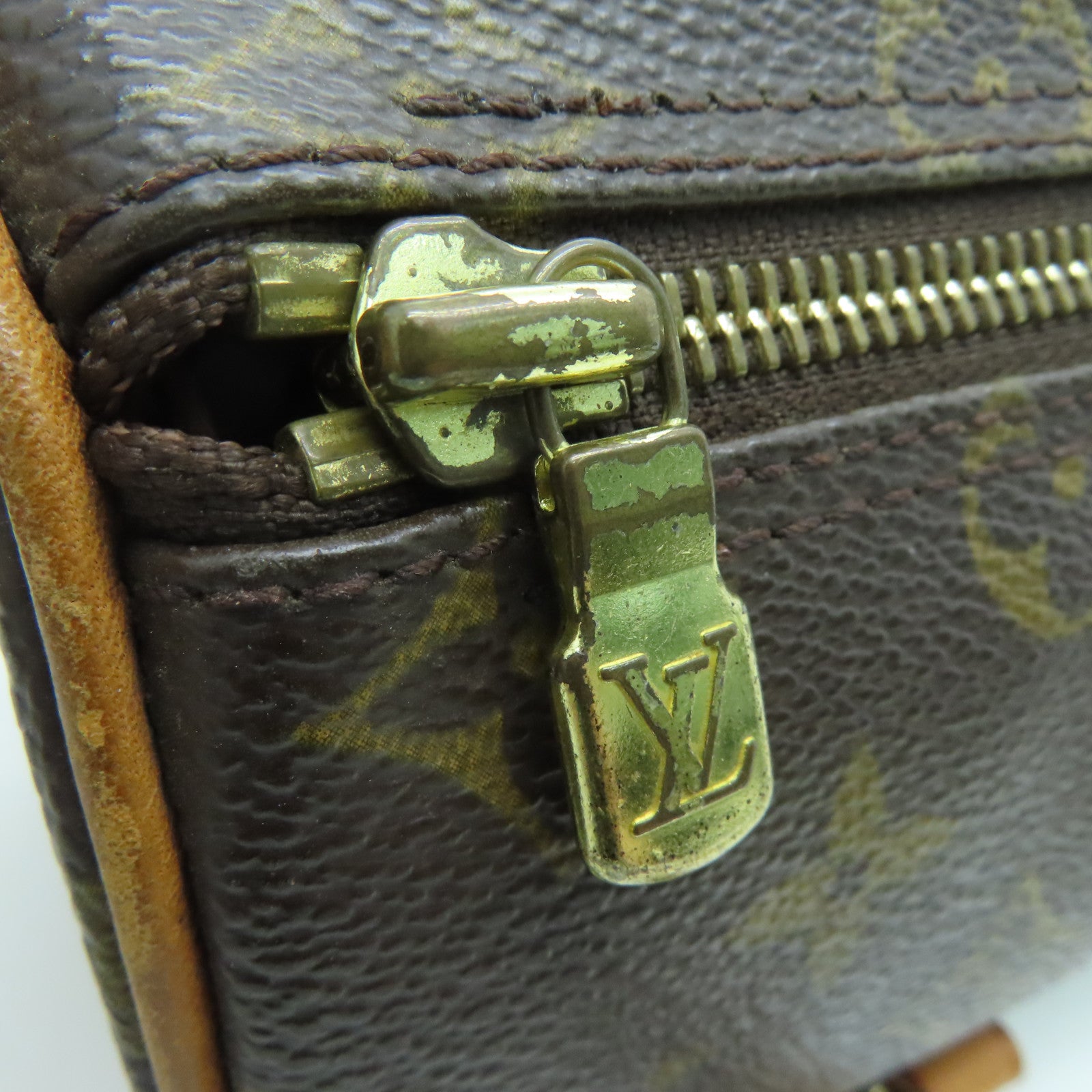 LOUIS VUITTON Monogram Papillon PM金扣手挽袋啡色