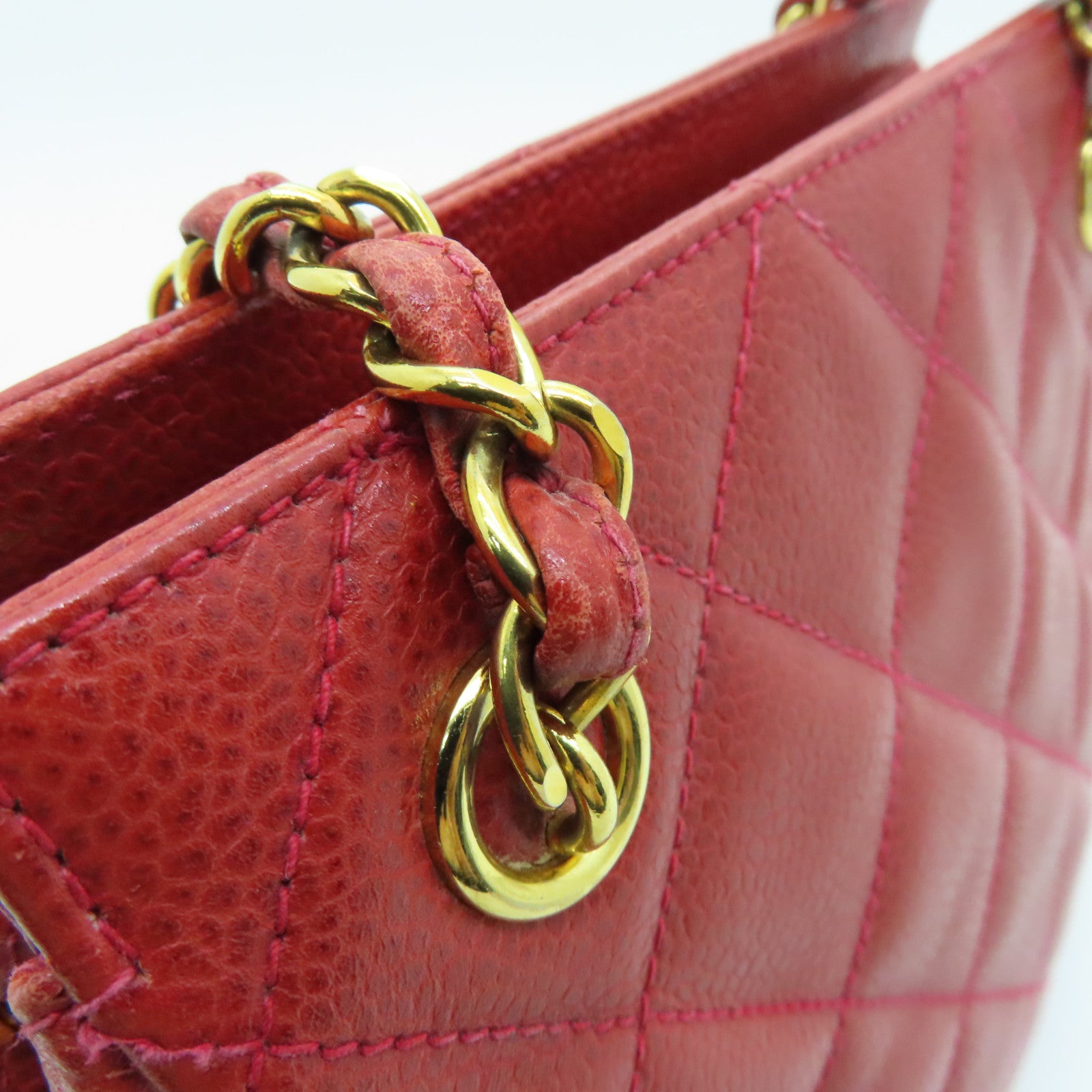 CHANEL cowhide leather Handbag gold buckle handle chain with shoulder bag red