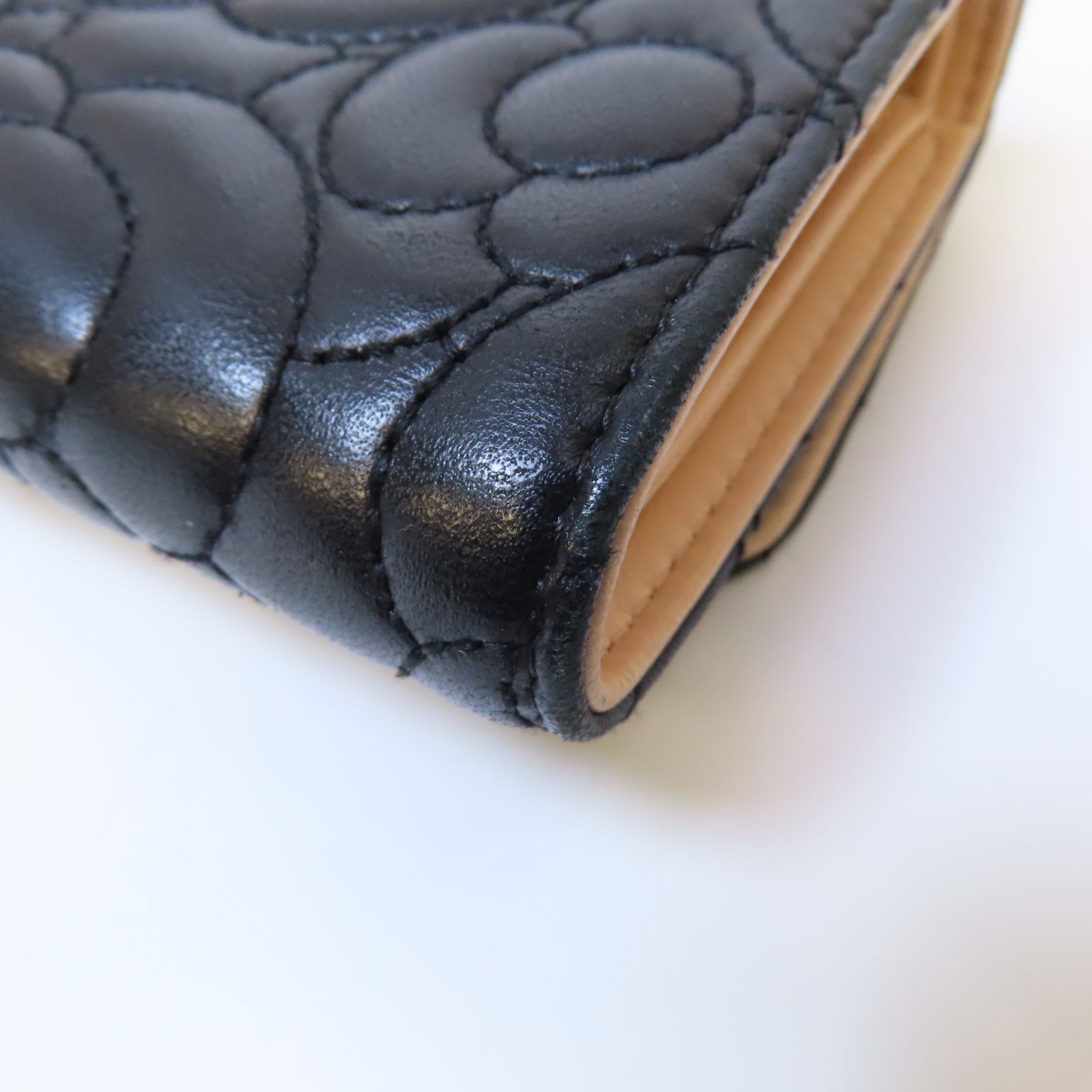 CHANEL 牛皮皮革Wallet銀扣錢包黑色