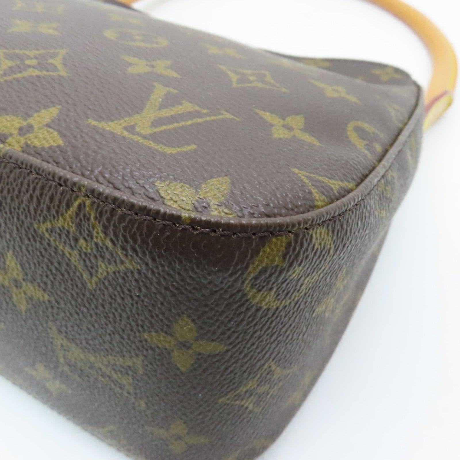 LOUIS VUITTON Monogram Looping MM Gold Buckle Shoulder Bag Brown