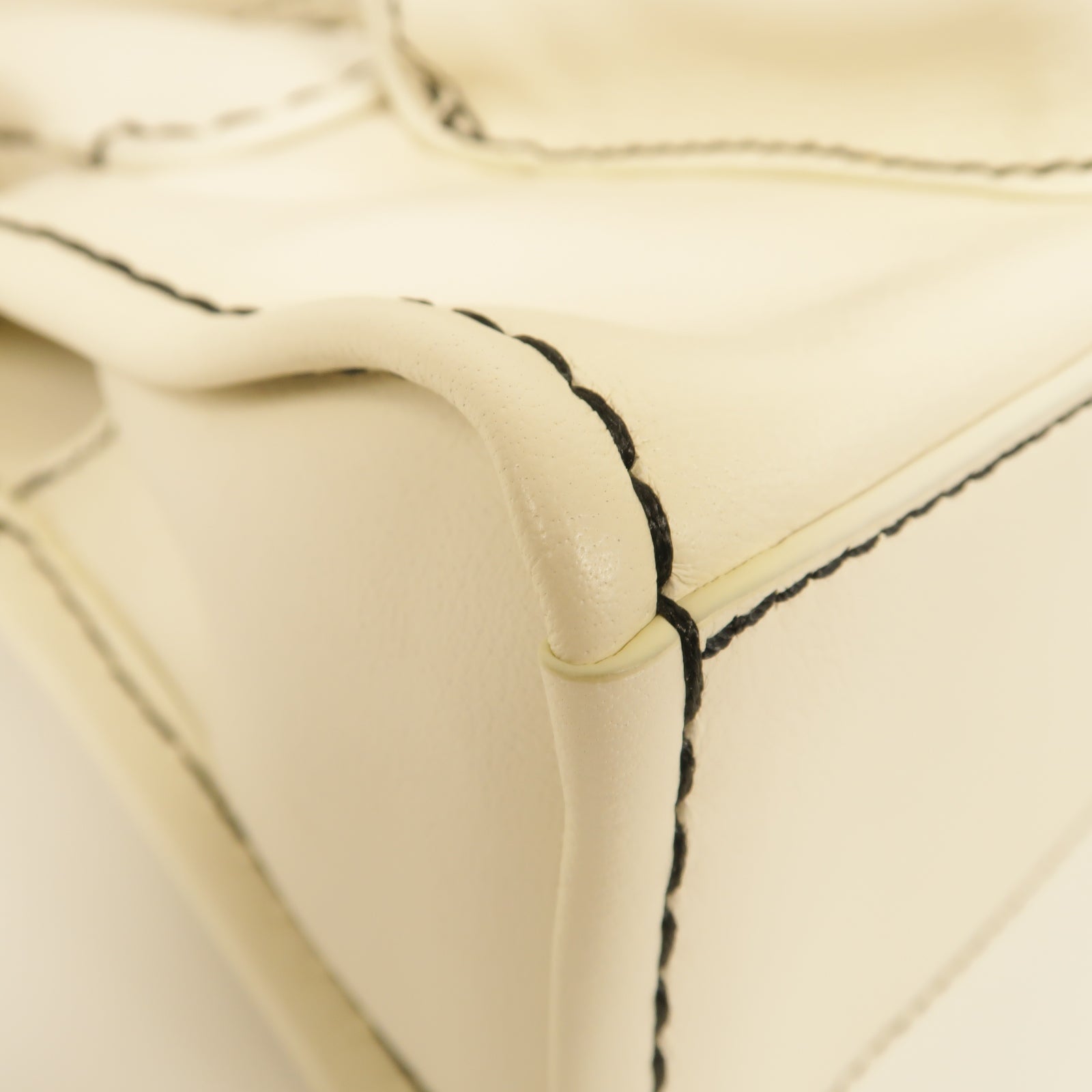 Chloe 牛皮皮革2way Shoulder Bag金扣手挽肩背兩用袋白色