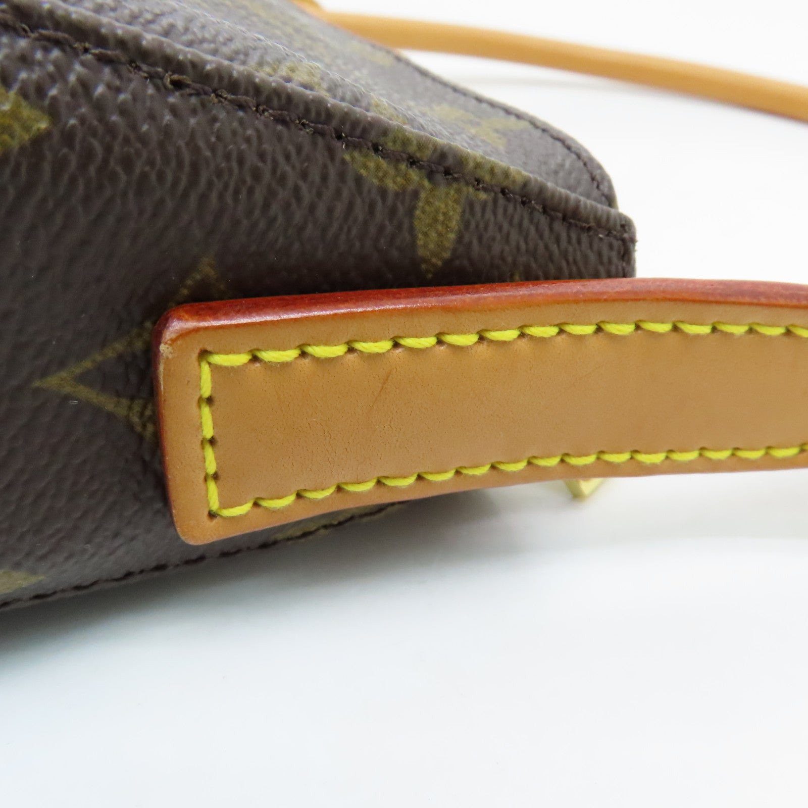 LOUIS VUITTON Monogram Looping MM Gold Buckle Shoulder Bag Brown