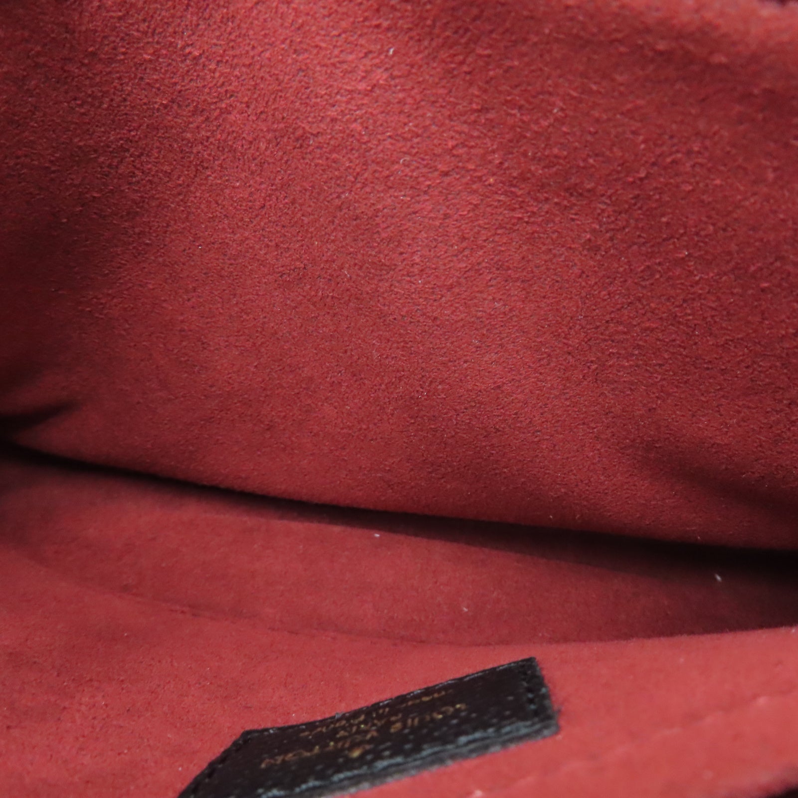 LOUIS VUITTON Mono Empreinte Multi Pochette Accessories金扣肩背袋黑色