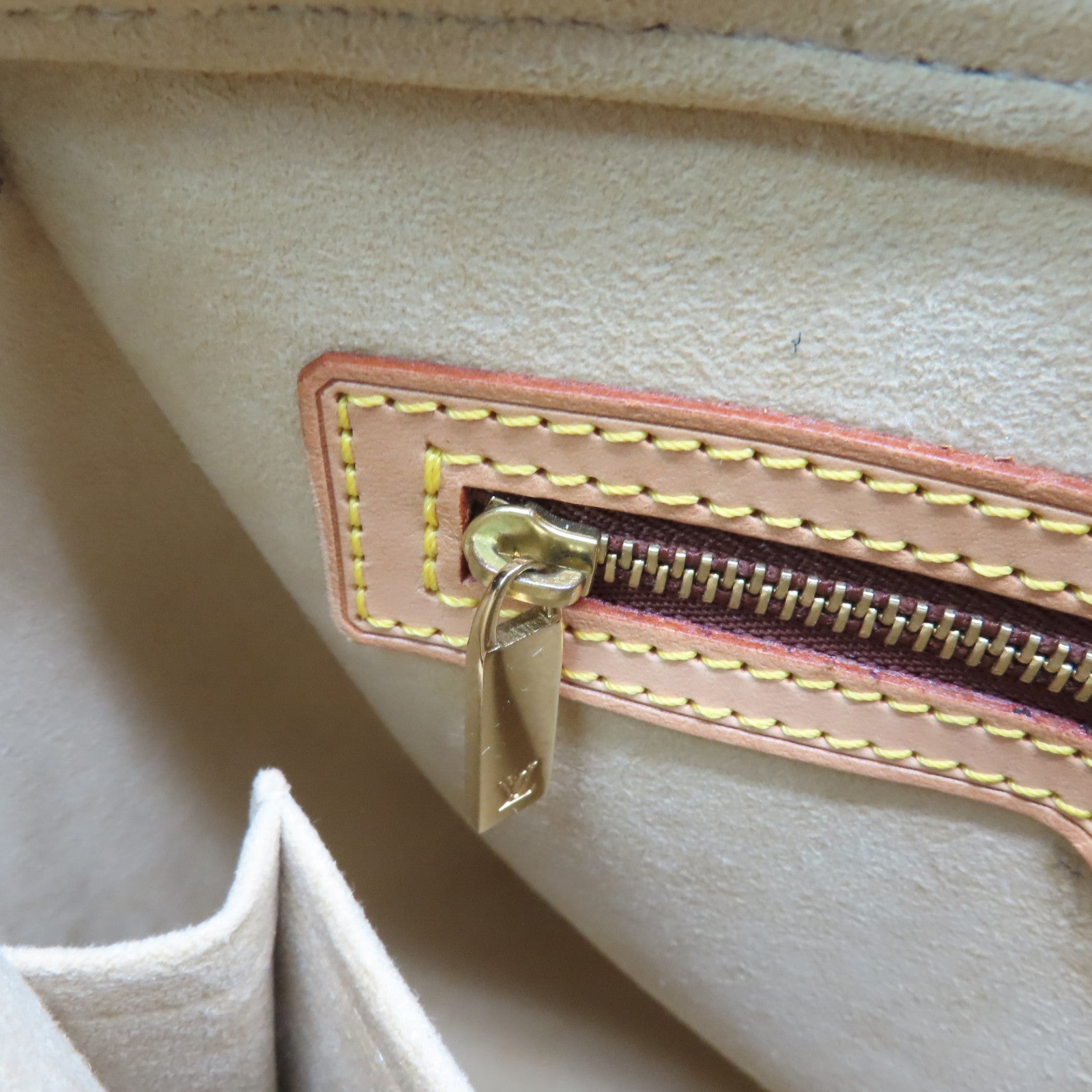 LOUIS VUITTON Monogram Looping MM Gold Buckle Shoulder Bag Brown