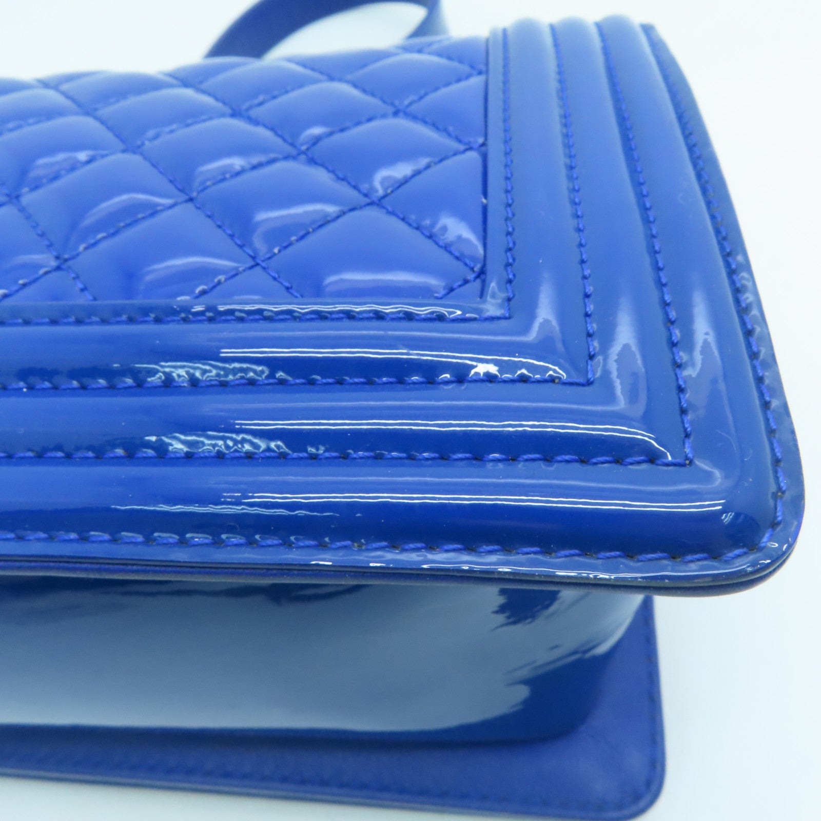 CHANEL Diamond Patent Leather Chanel Boy 25cm Silver Buckle Chain Shoulder Bag Blue