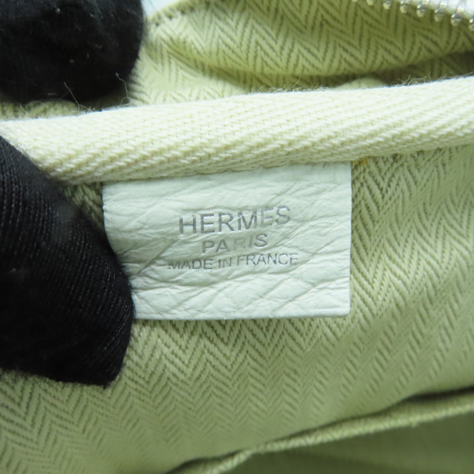 HERMES Clemence皮革Victoria銀扣肩背袋白色