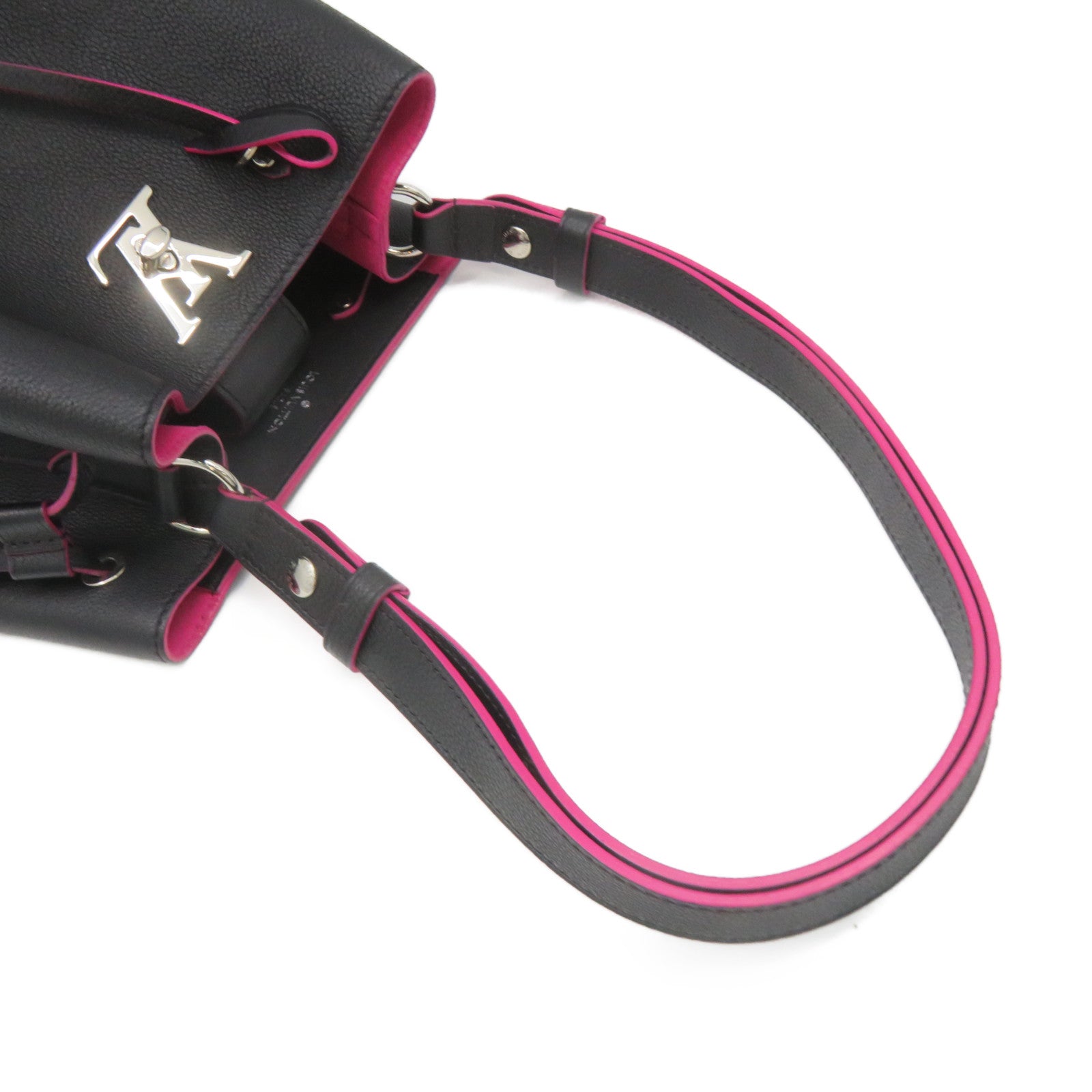 LOUIS VUITTON 【激減優惠】牛皮皮革Lockme Bucket Shoulder Bag肩背袋黑色