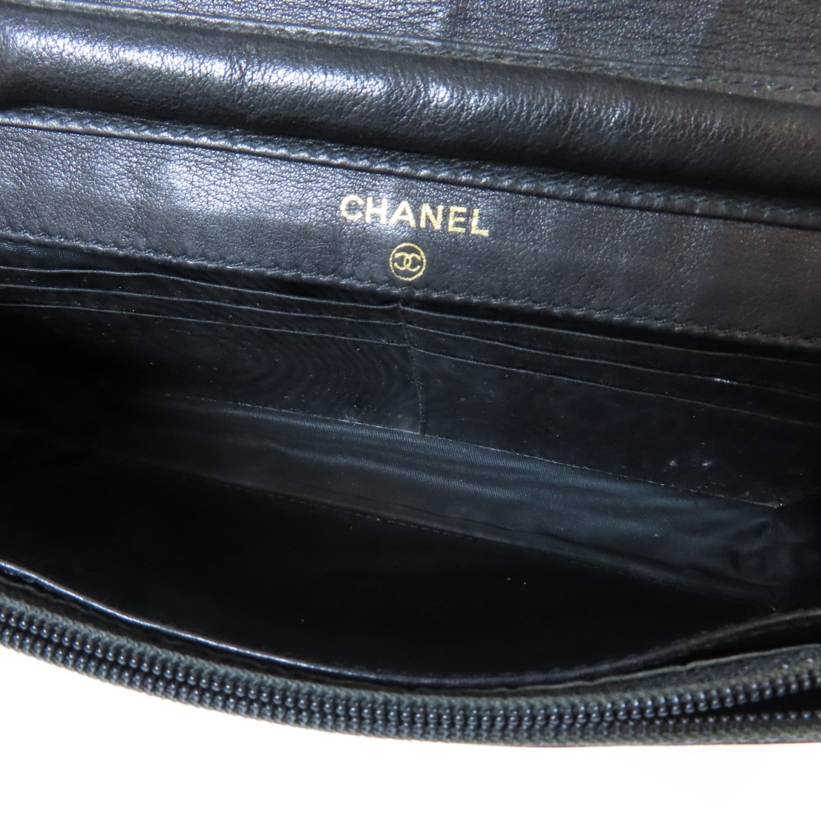 CHANEL Caviar皮革Chain Shoulder Bag金扣肩背袋黑色