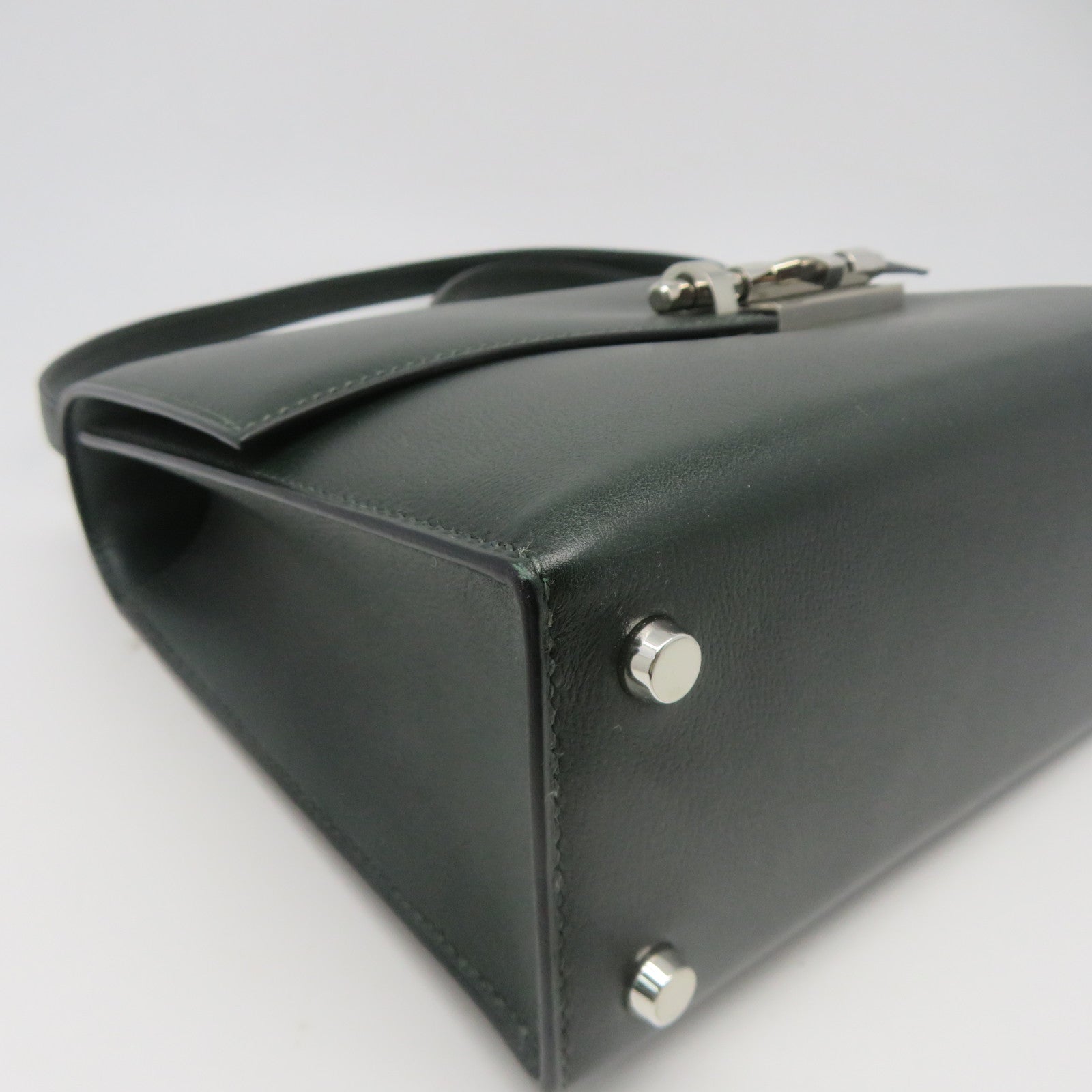 送料無料♪極上の肌触り【HERMES】 ポンチョ New Libris 送料無料♪極上の肌触り【HERMES】 ポンチョ New Libris (HERMES