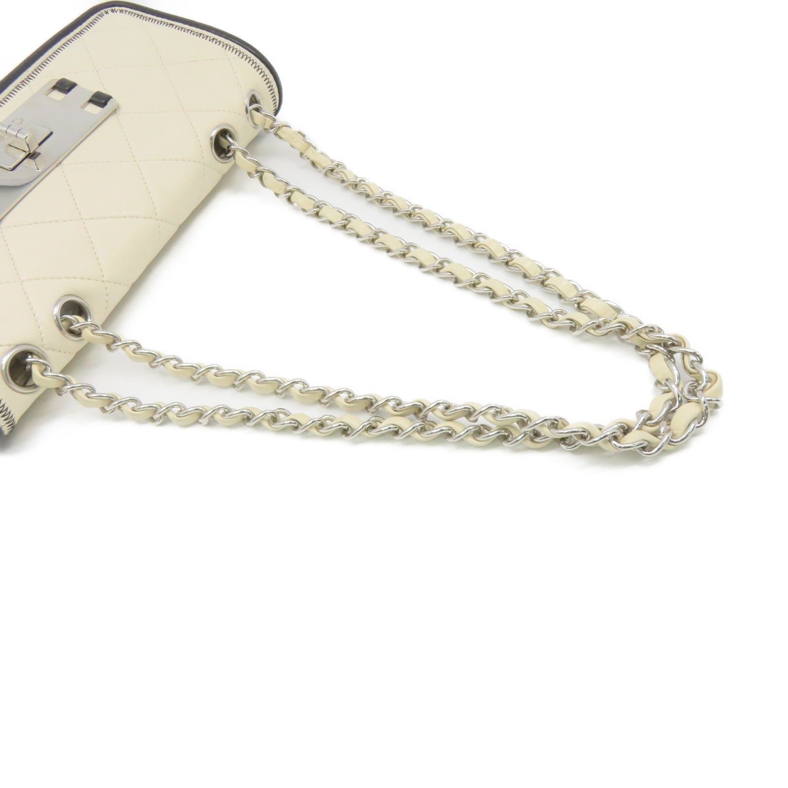 CHANEL 菱格牛皮皮革Chain Shoulder Bag銀扣鏈帶肩背袋米白色