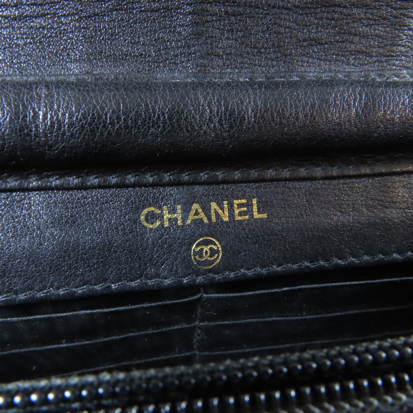 CHANEL Caviar皮革Chain Shoulder Bag金扣肩背袋黑色