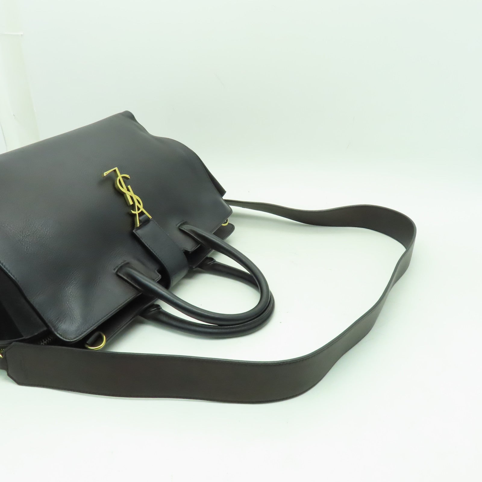 SAINT LAURENT 牛皮皮革Classic Y 2 Way Bag金扣手挽肩背兩用袋黑色
