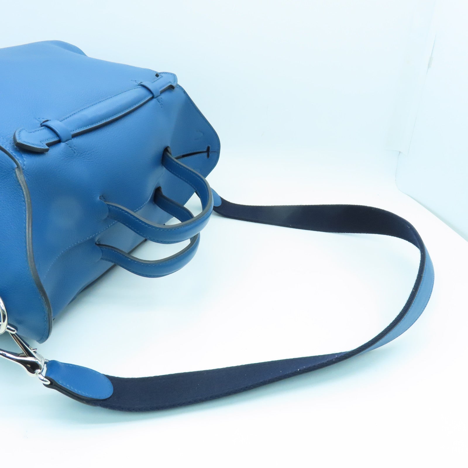 HERMES Evercolor Leather Oxer Silver Buckle Shoulder Bag Blue Colvert Blue