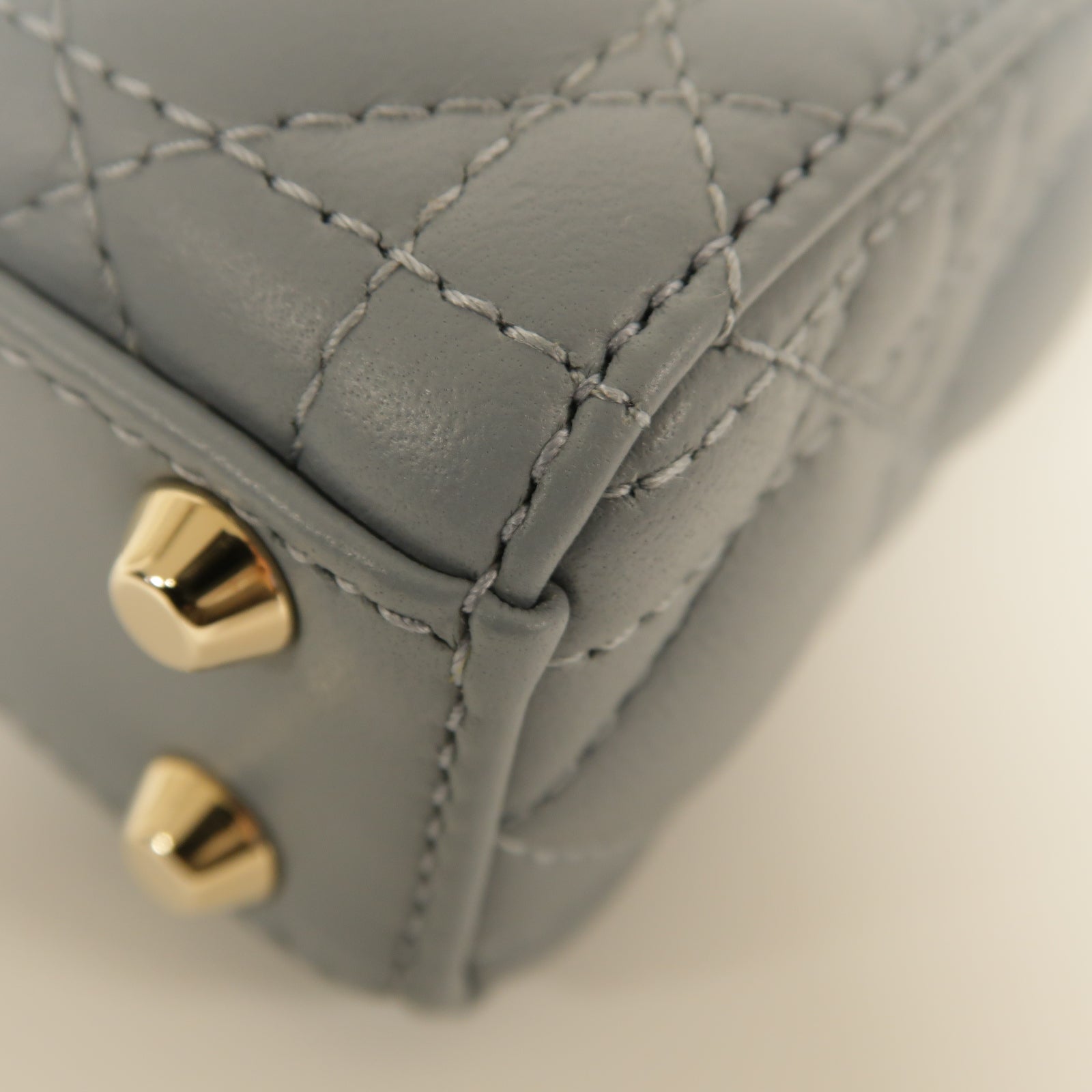 Dior 羊皮皮革Mini Lady Dior金扣手挽肩背兩用袋灰色
