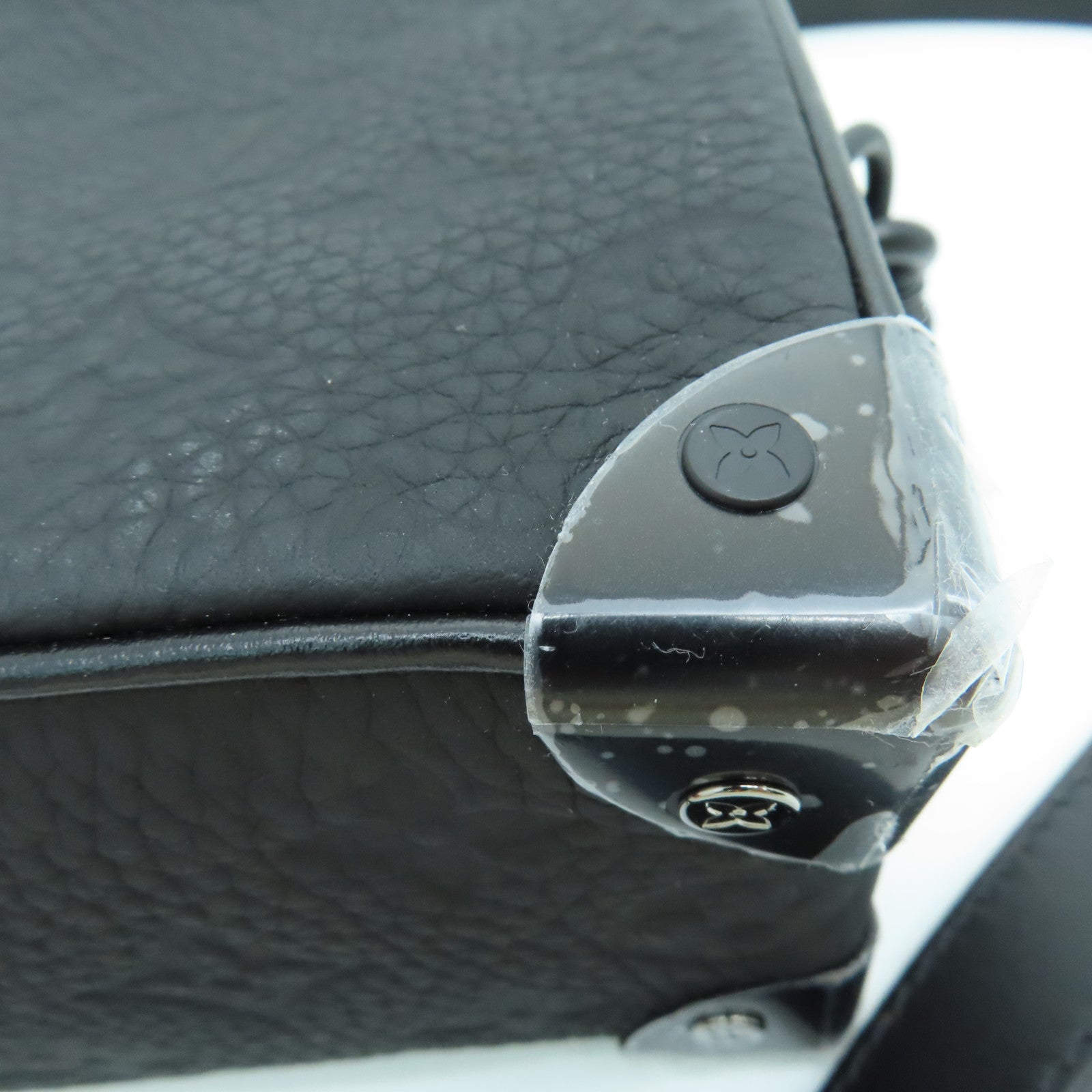 LOUIS VUITTON Monogram Mini Soft Trunk One Shoulder肩背袋黑色
