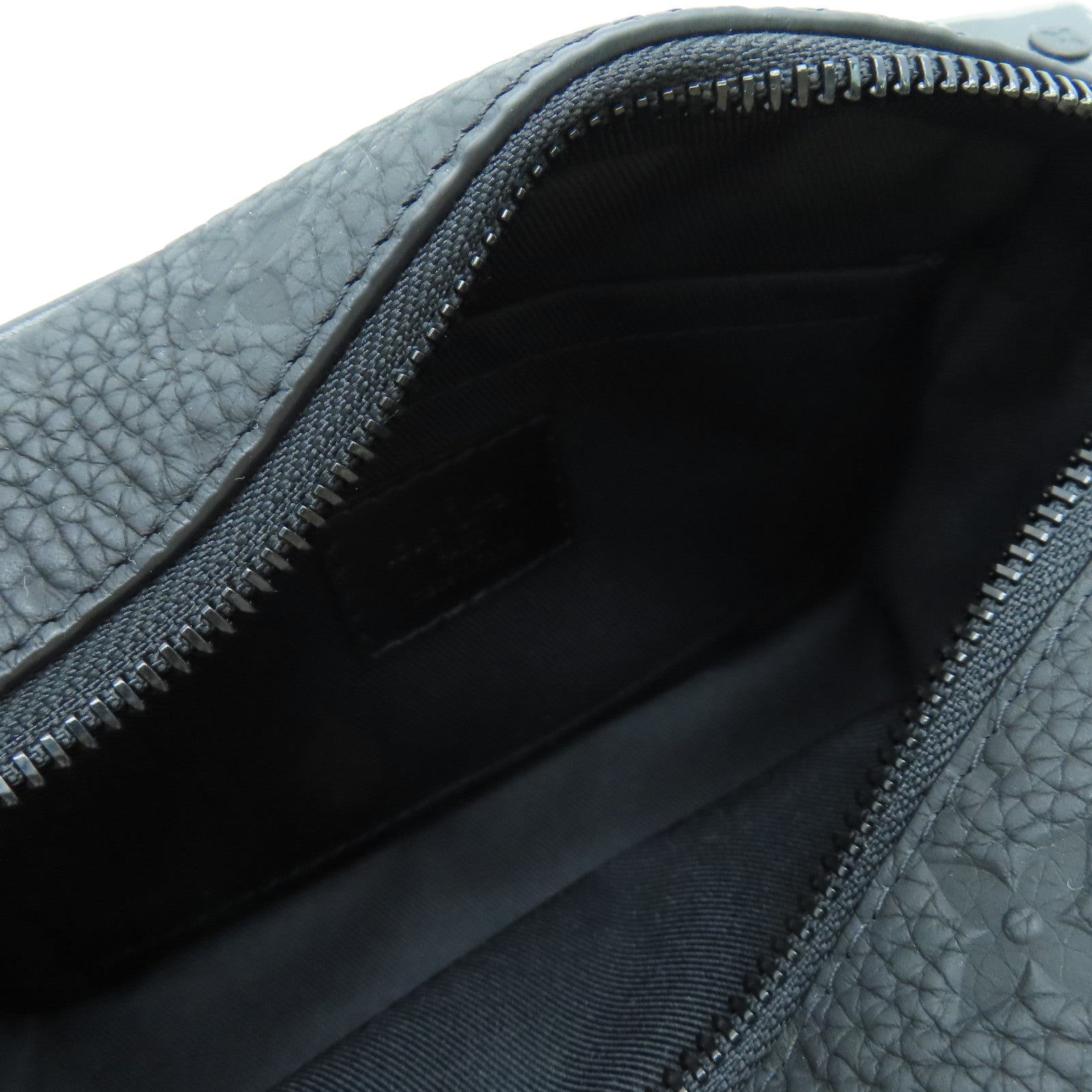 LOUIS VUITTON Monogram Mini Soft Trunk One Shoulder肩背袋黑色