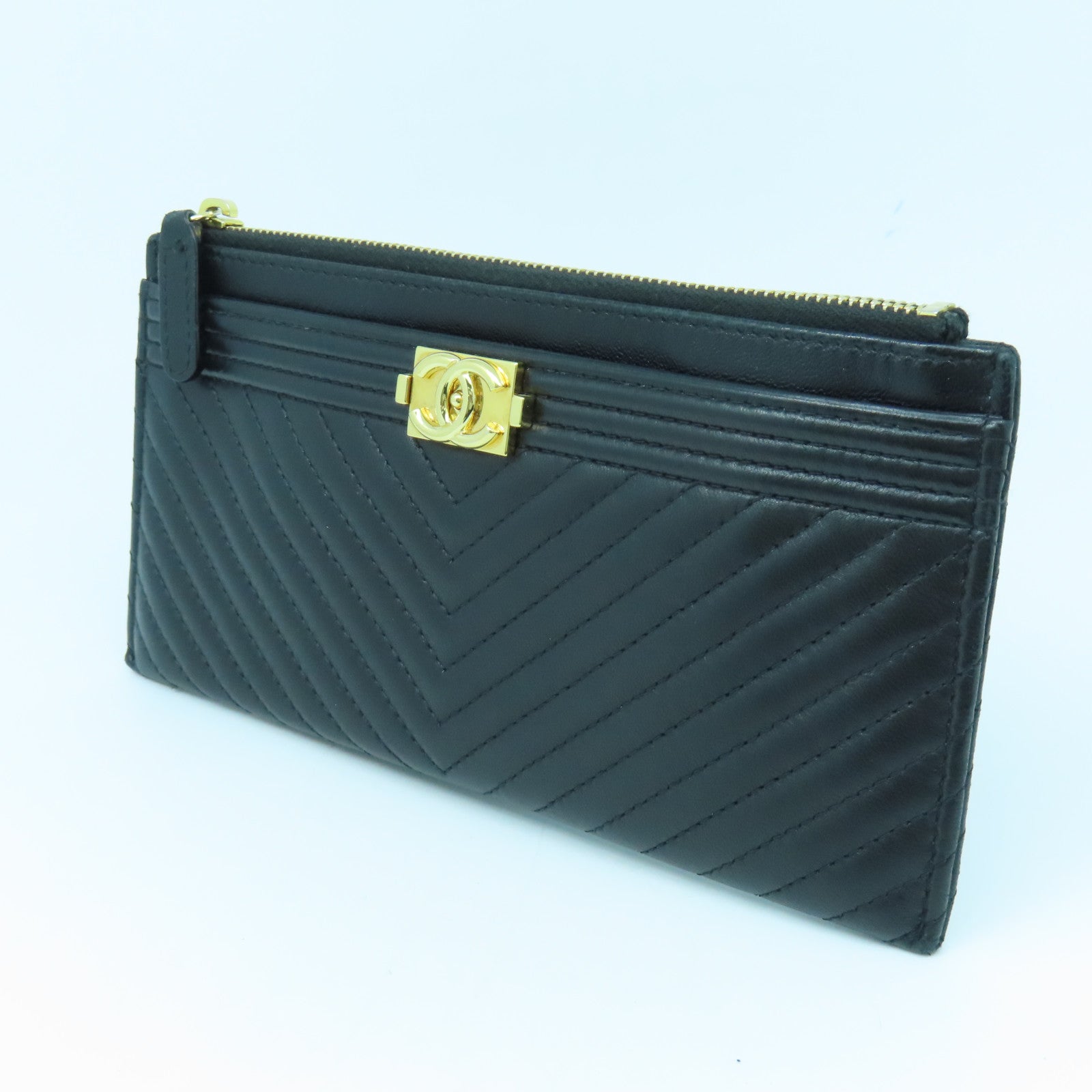 CHANEL 斜紋牛皮皮革Pouch金扣手提包黑色