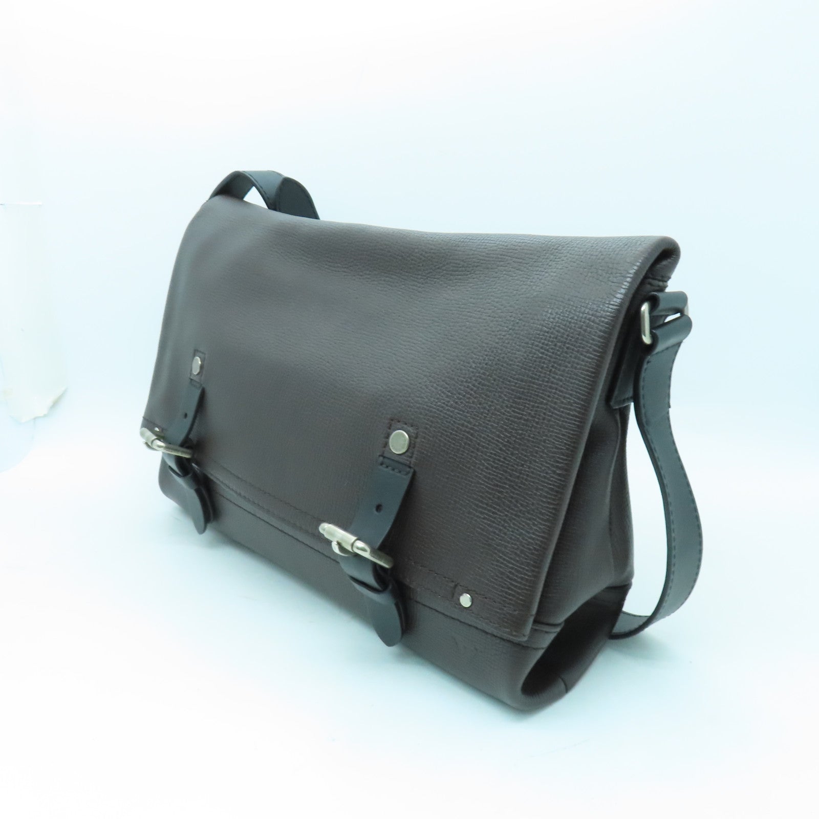 LOUIS VUITTON 牛皮皮革Canyon Messenger MM銀扣肩背袋啡色