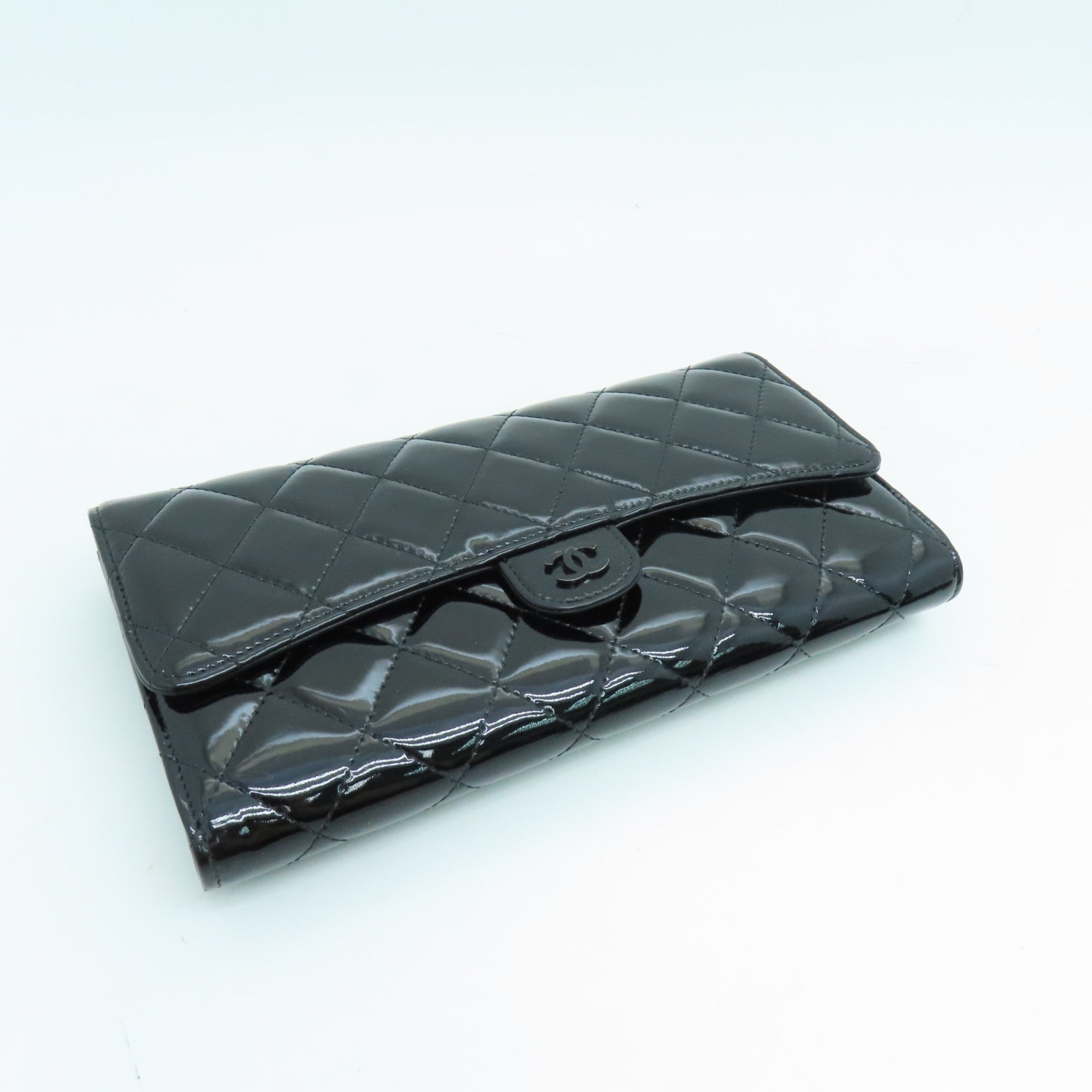 CHANEL 菱格漆皮皮革Long Wallet银扣长钱包黑色