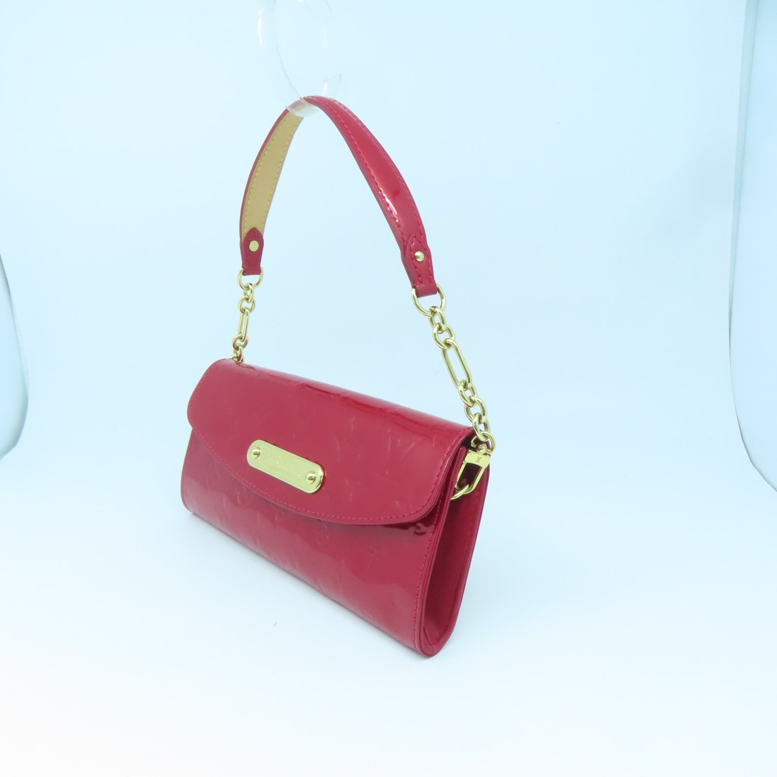 LOUIS VUITTON Monogram Vernis Sunset Boulevard Gold Buckle Shoulder Bag Red
