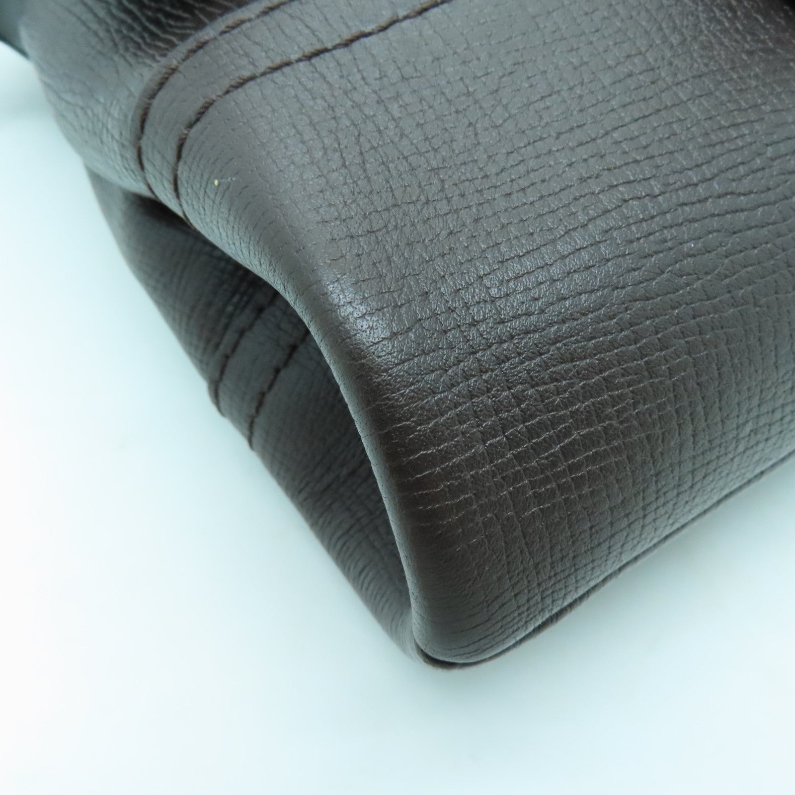LOUIS VUITTON 牛皮皮革Canyon Messenger MM銀扣肩背袋啡色