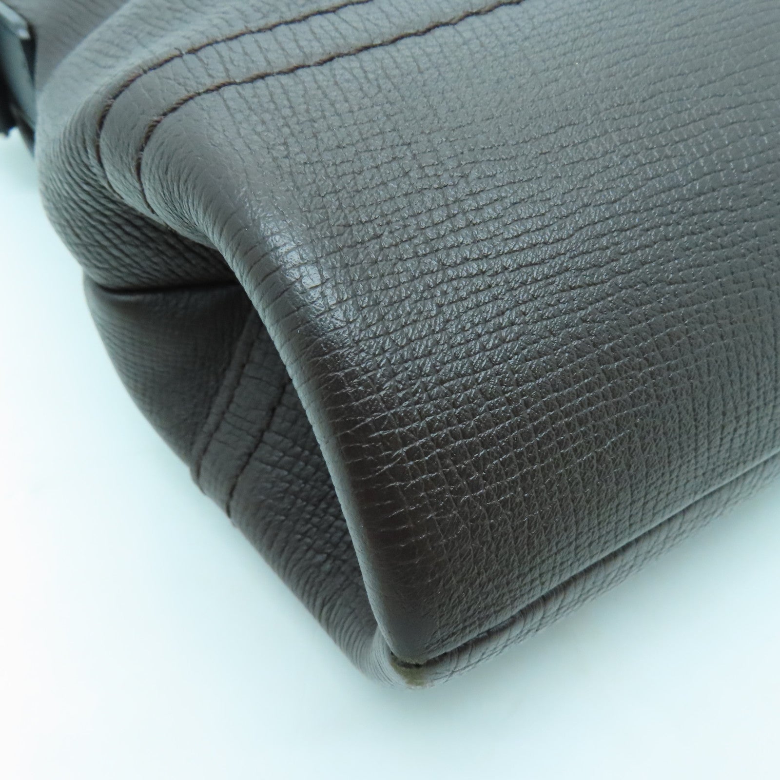 LOUIS VUITTON 牛皮皮革Canyon Messenger MM銀扣肩背袋啡色