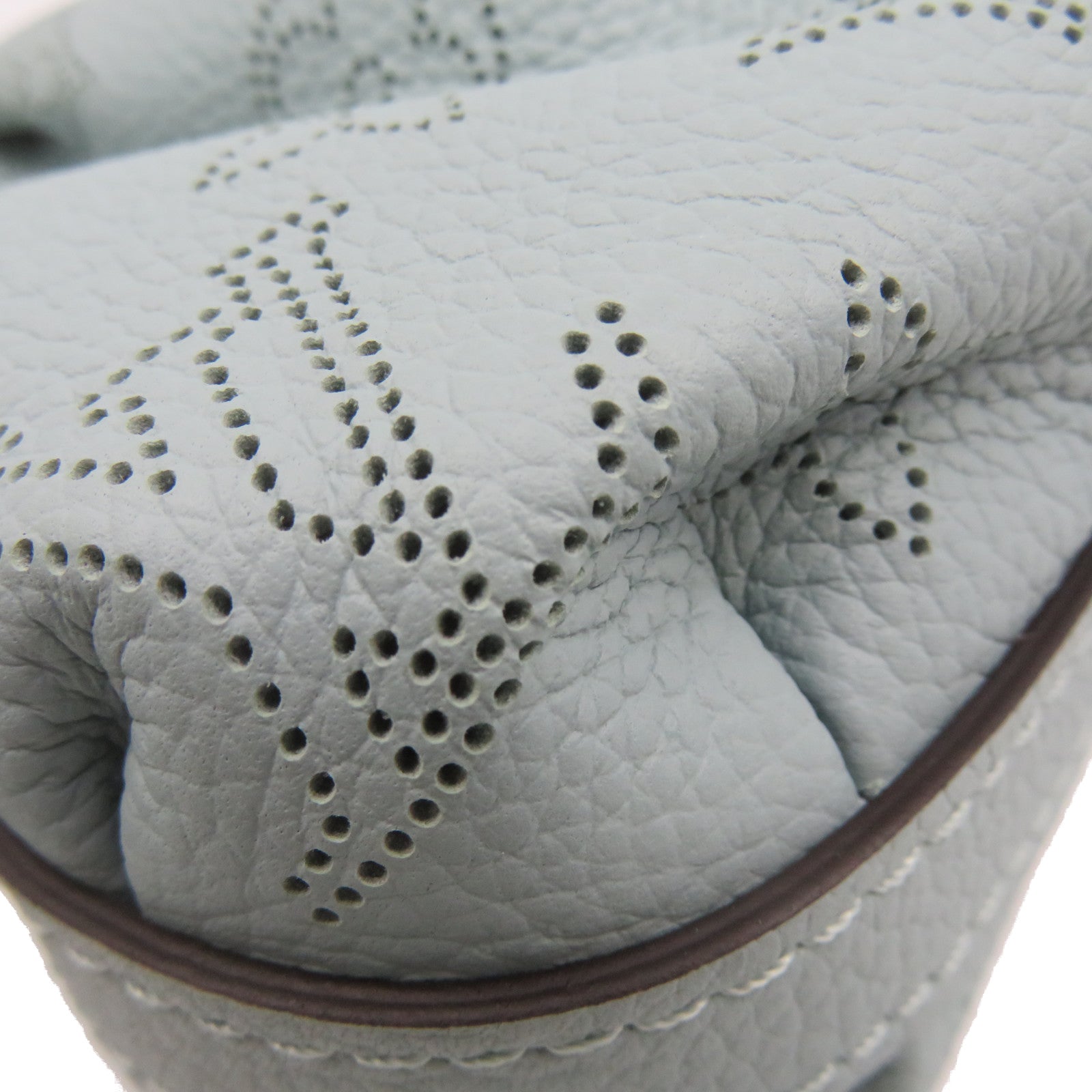 LOUIS VUITTON 【激減優惠】Mahina Scala Mini Pouch Shoulder Bag淺藍色