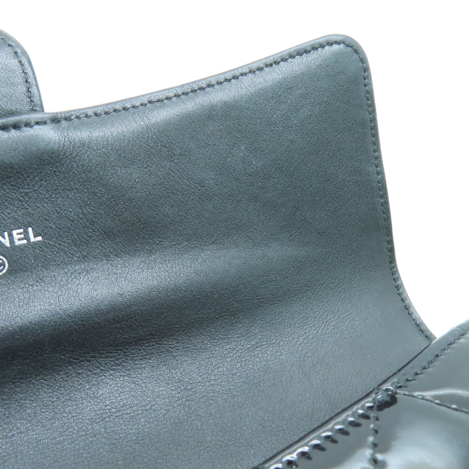 CHANEL 菱格漆皮皮革Long Wallet银扣长钱包黑色