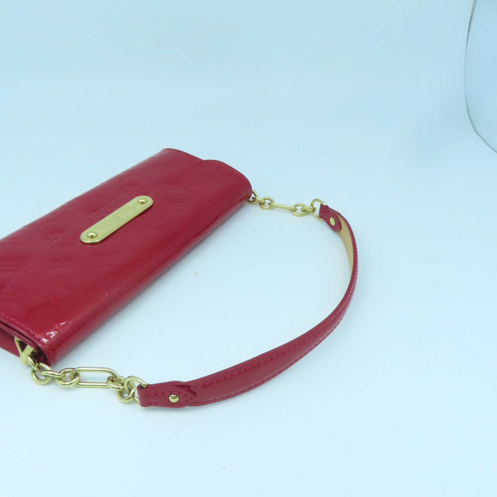 LOUIS VUITTON Monogram Vernis Sunset Boulevard Gold Buckle Shoulder Bag Red
