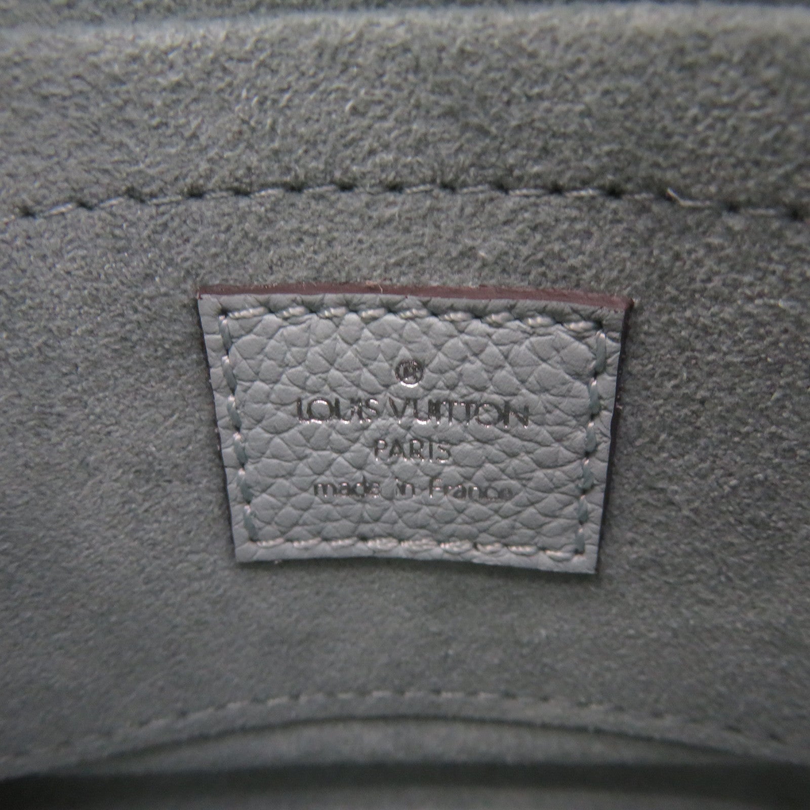 LOUIS VUITTON 【激減優惠】Mahina Scala Mini Pouch Shoulder Bag淺藍色
