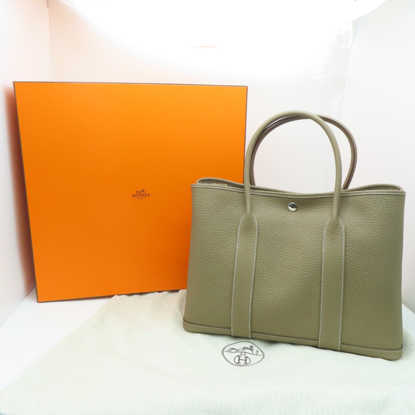 HERMES Taurillon Clemence皮革GardenParty PM银扣手挽袋大象灰