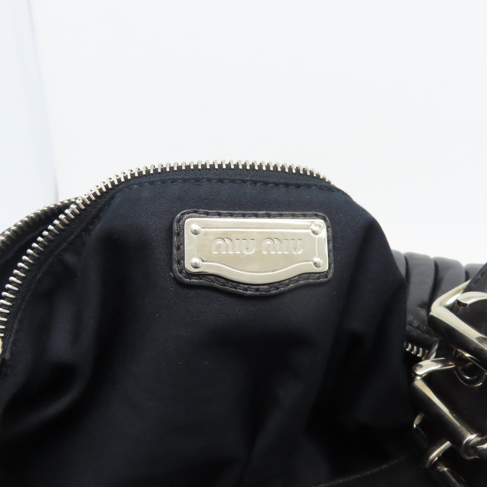 Miu Miu 牛皮皮革Tote Bag銀扣手挽袋黑色