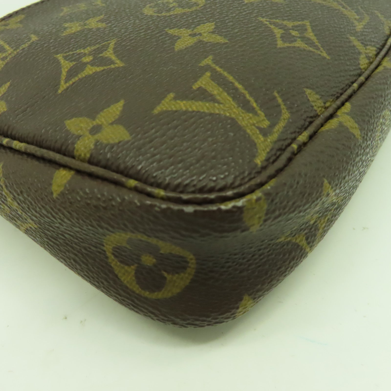 LOUIS VUITTON Monogram Accessories Pouch金扣手挽袋啡色