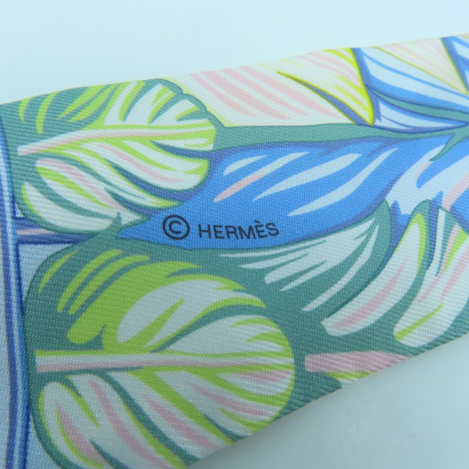 HERMES Silk Twilly Scarf Blue/Yellow/Multicolor