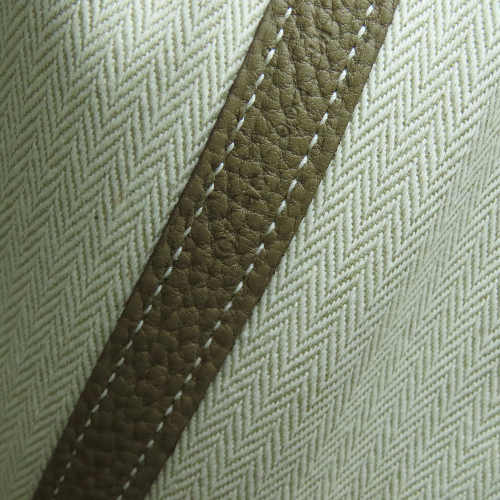 HERMES Taurillon Clemence皮革GardenParty PM银扣手挽袋大象灰