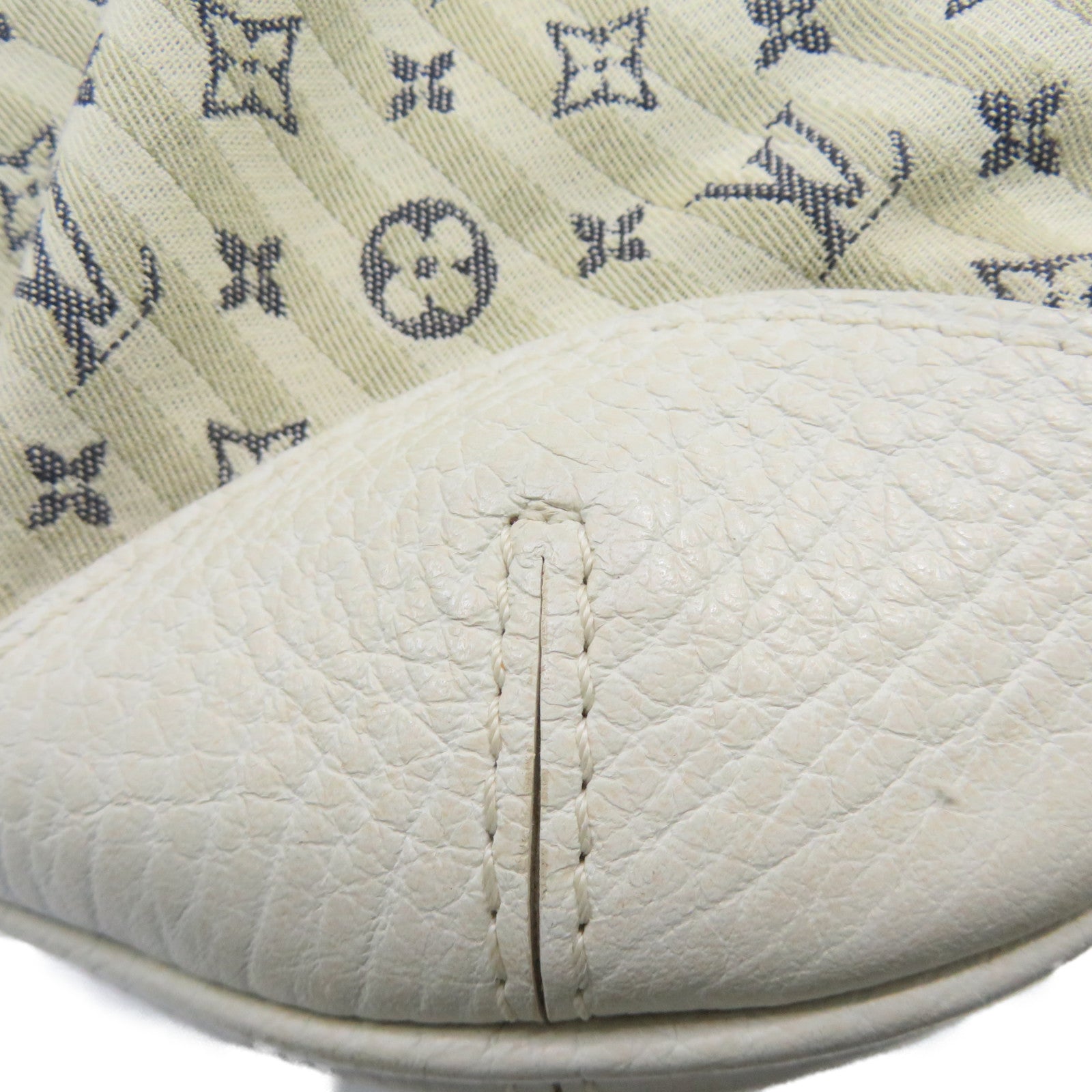 LOUIS VUITTON [Sharp discount] Monogram Mini Lin Marina PM gold buckle handle shoulder bag beige