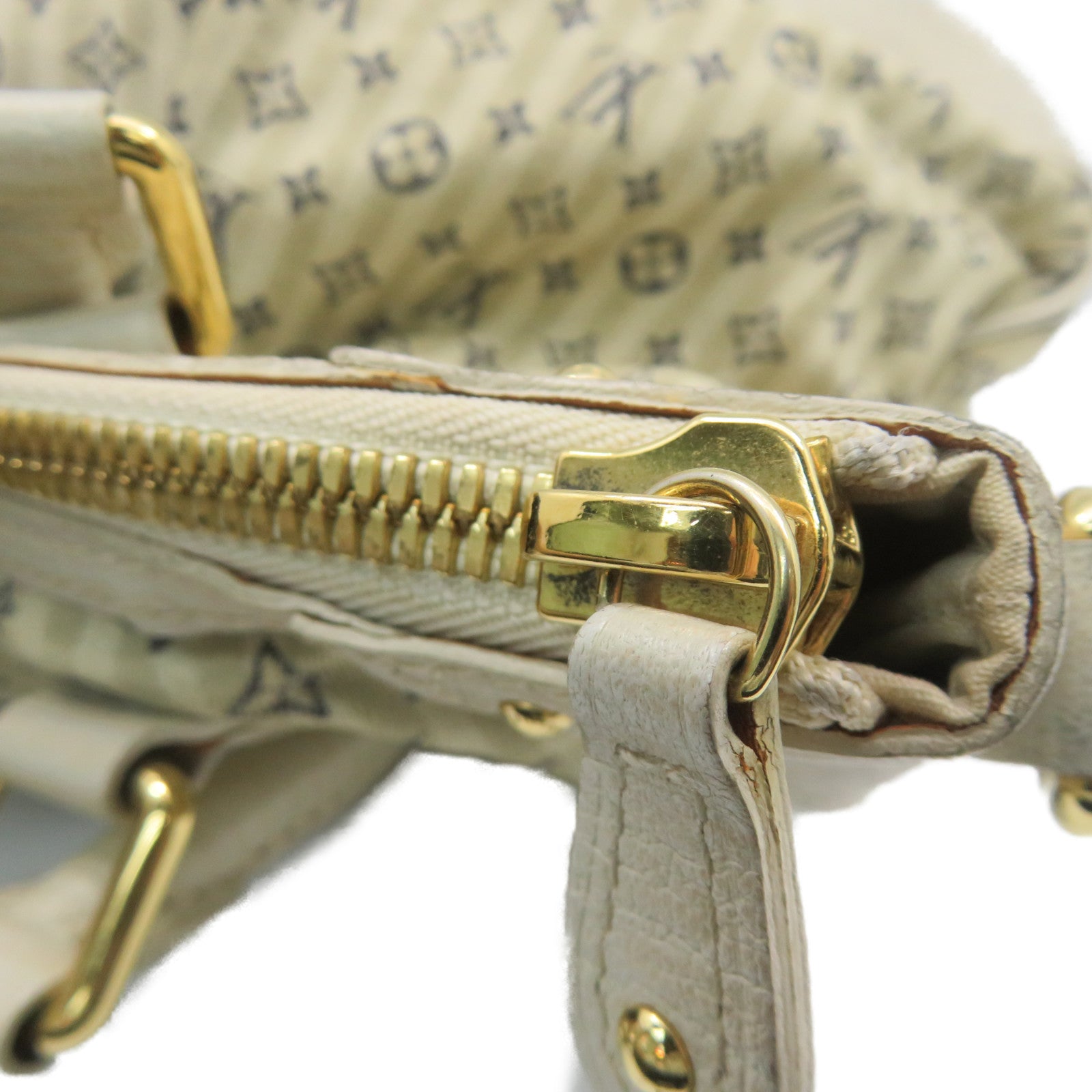 LOUIS VUITTON [Sharp discount] Monogram Mini Lin Marina PM gold buckle handle shoulder bag beige