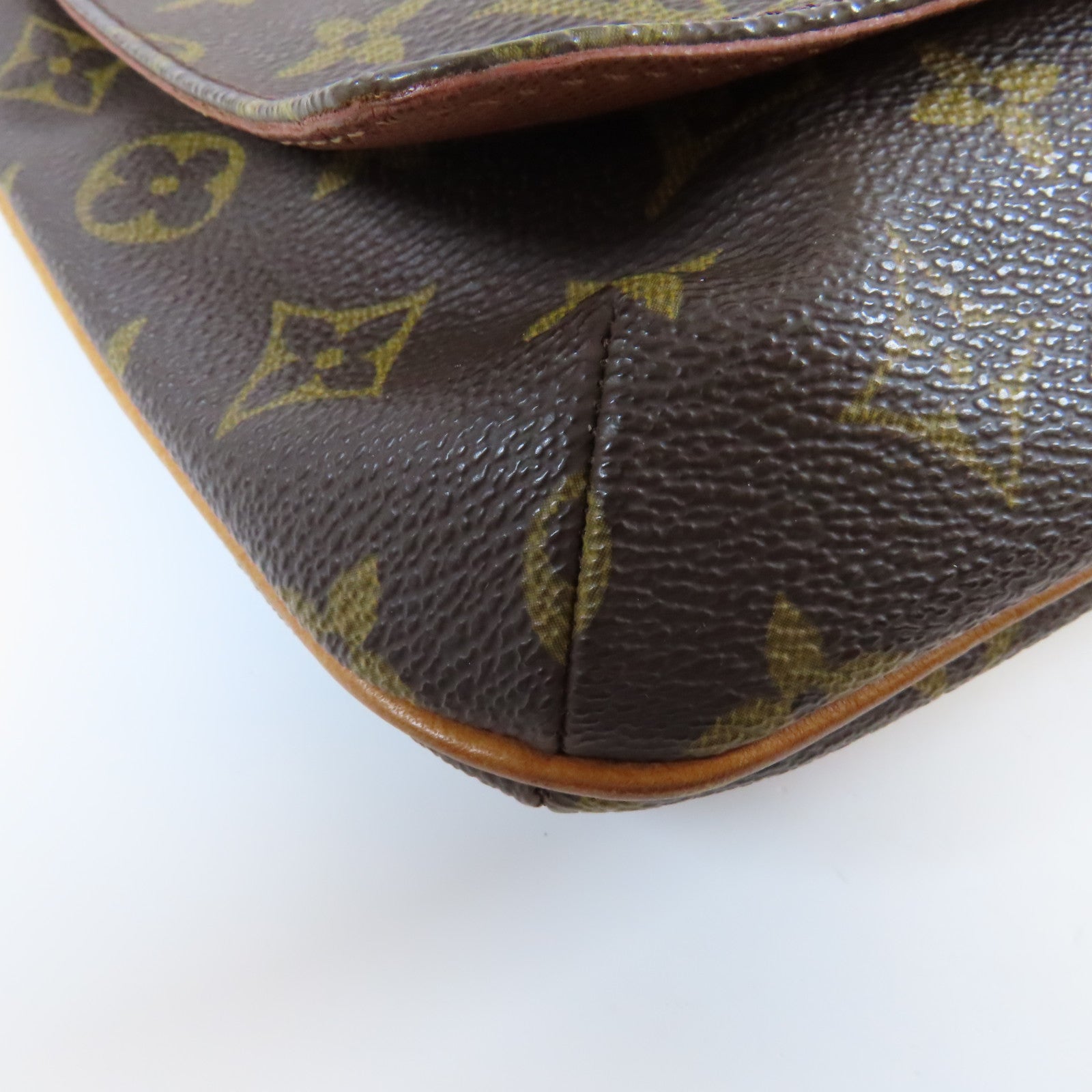 LOUIS VUITTON Monogram Musette Tango金扣肩背袋啡色