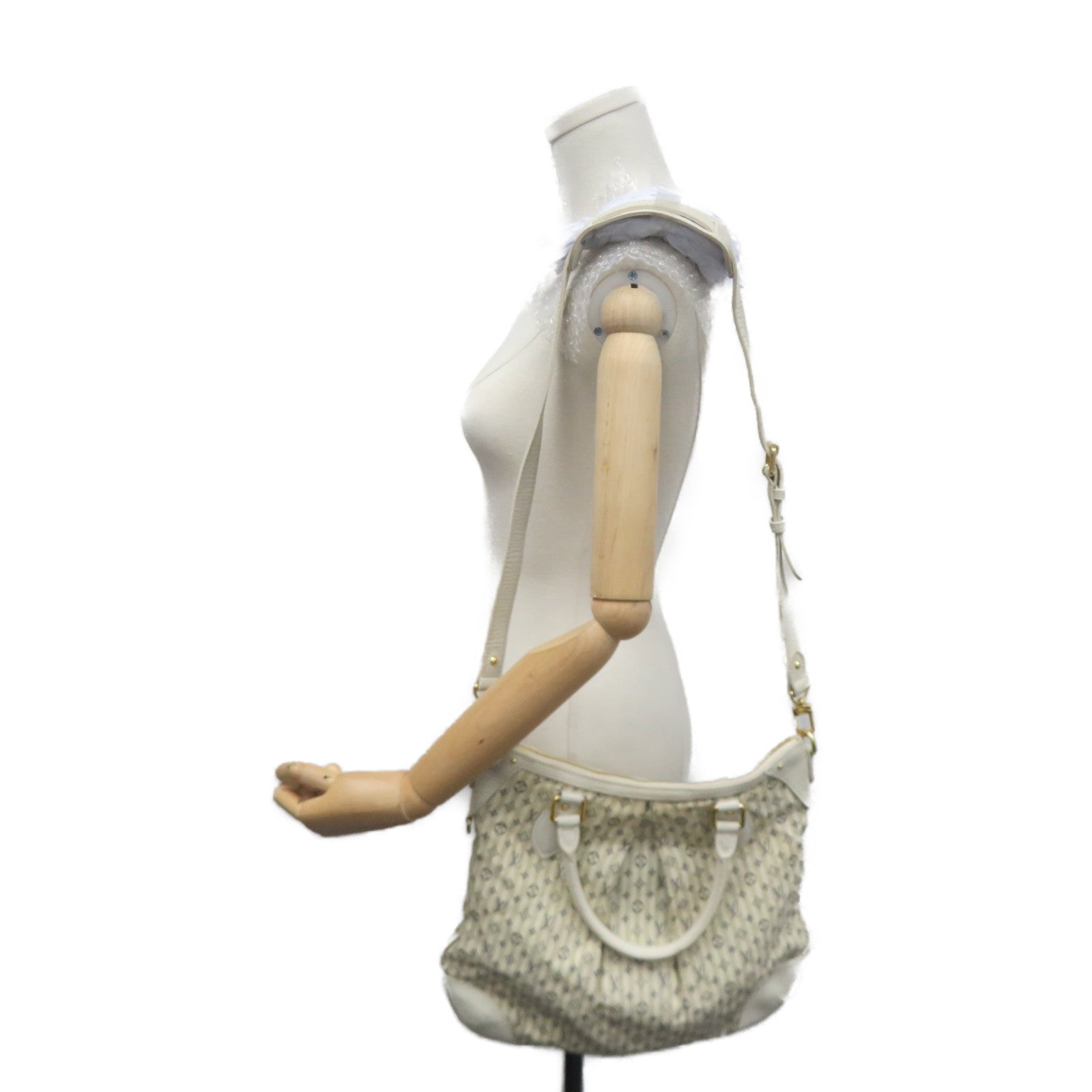 LOUIS VUITTON [Sharp discount] Monogram Mini Lin Marina PM gold buckle handle shoulder bag beige