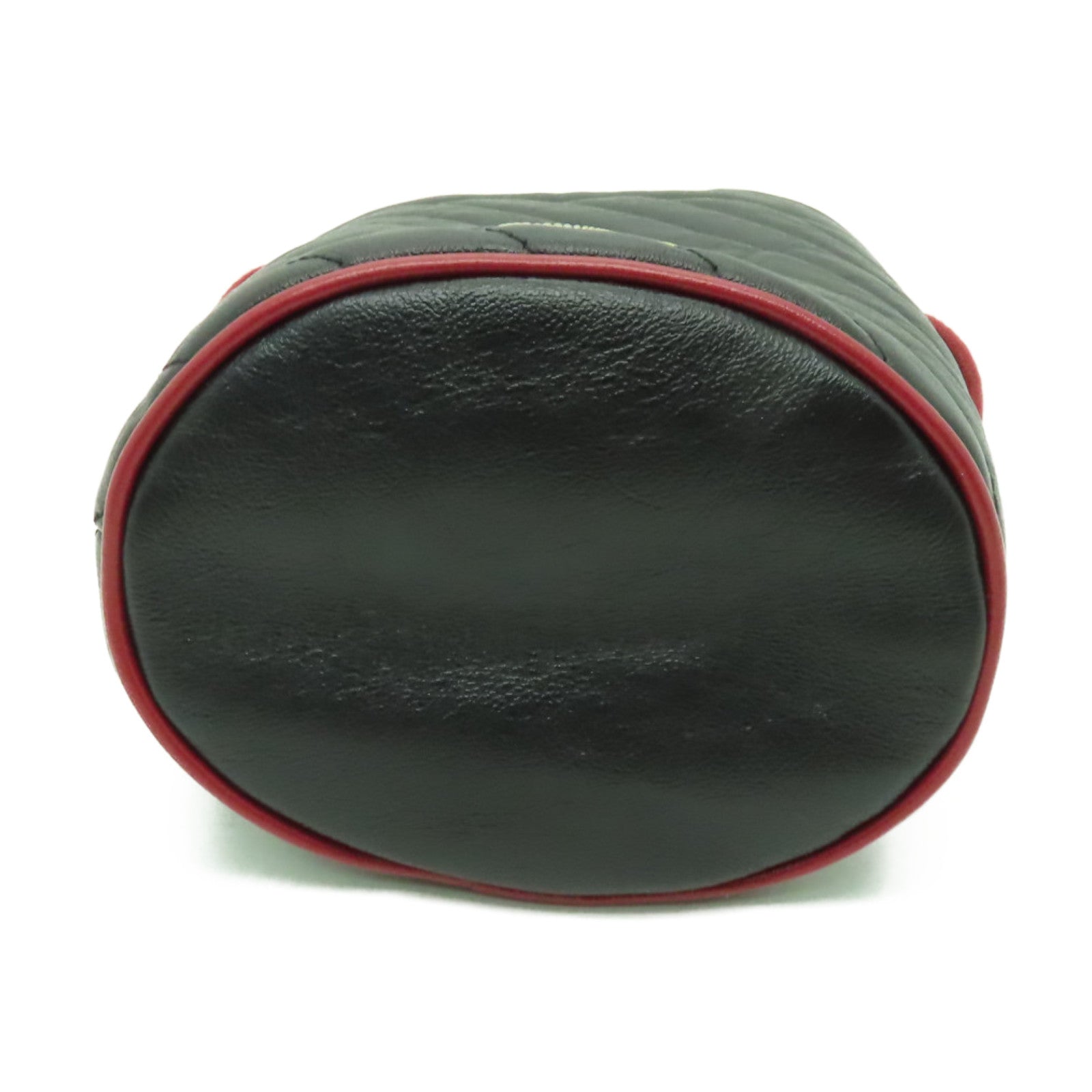GUCCI 【激減優惠】牛皮皮革GG Marmont Bucket金扣鏈帶肩背袋黑色