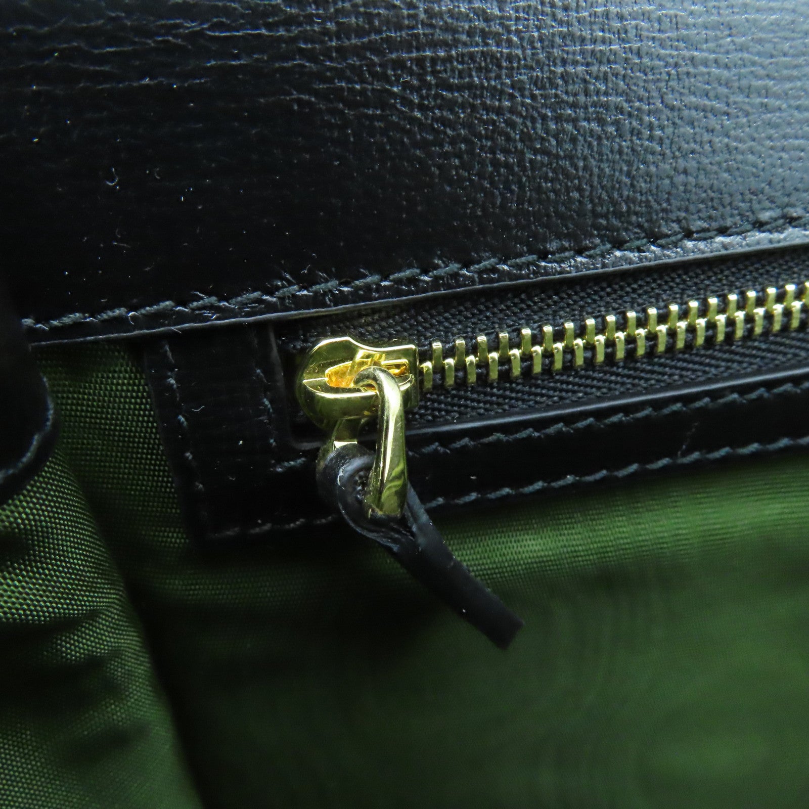 GUCCI 牛皮皮革Shoulder Bag金扣肩背袋黑色