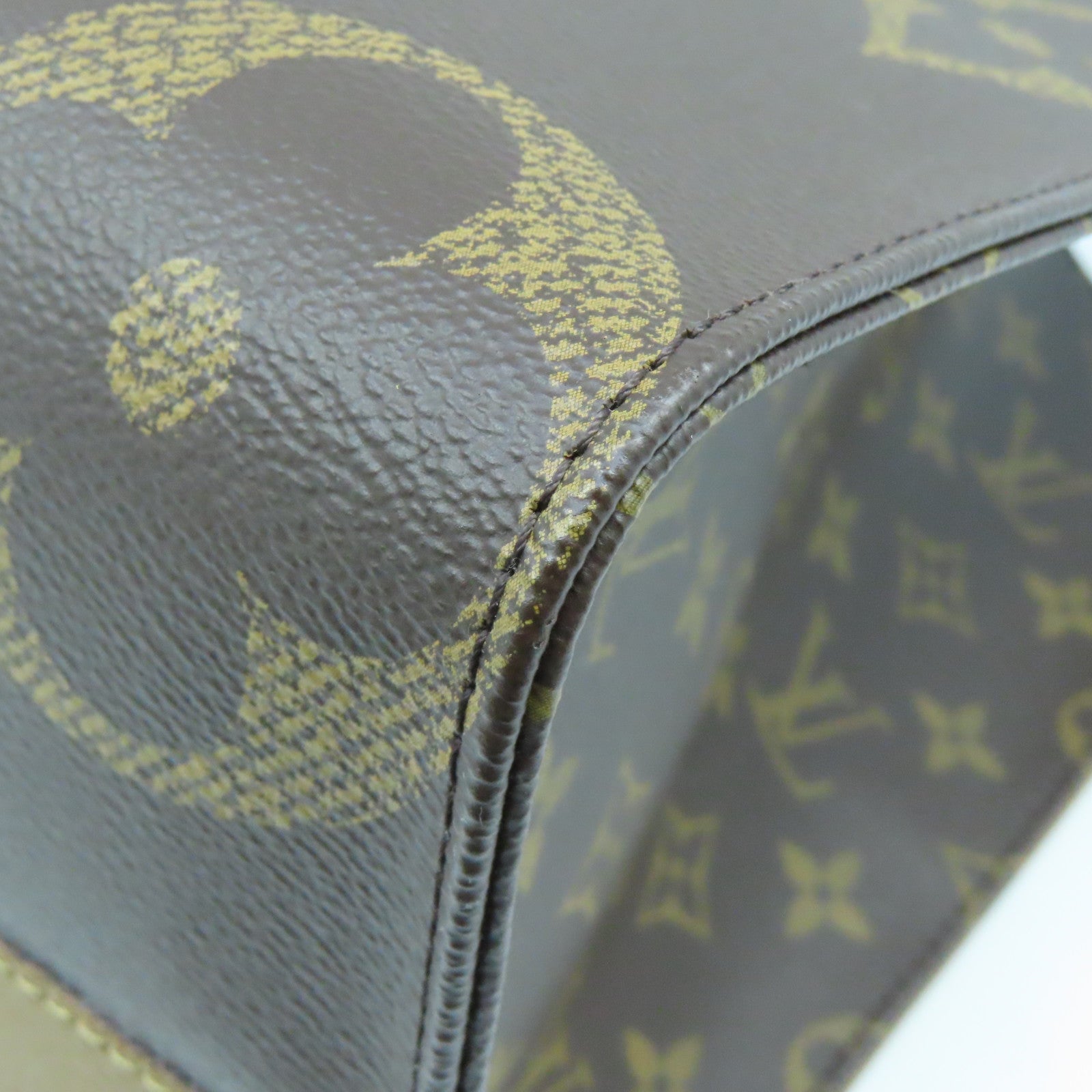 LOUIS VUITTON Monogram Giant On The Go MM金扣手挽袋啡色