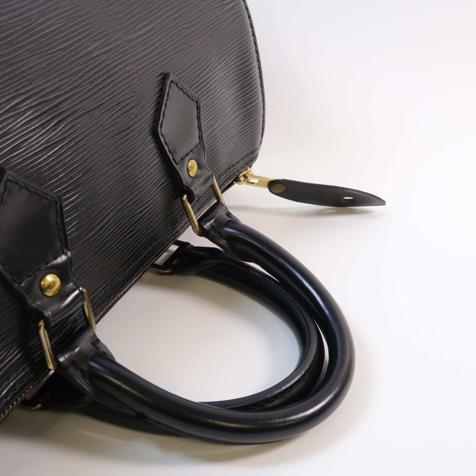 LOUIS VUITTON Epi Speedy 30金扣手挽袋黑色