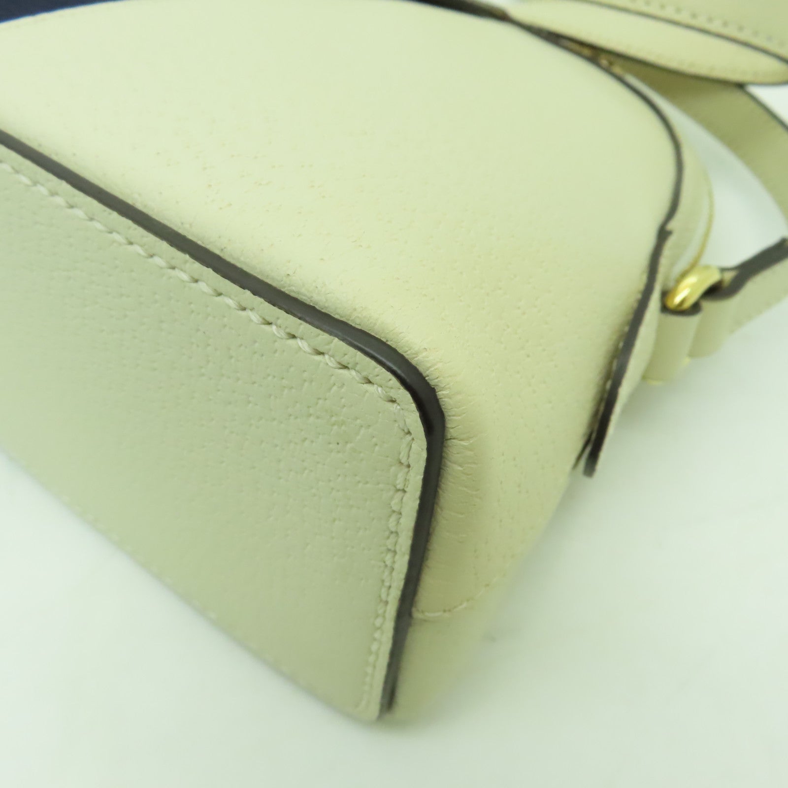 GUCCI 【激減優惠】牛皮皮革Ophidia GG金扣肩背袋白色