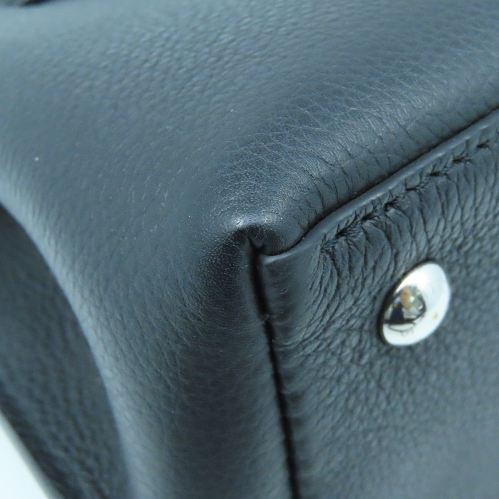LOUIS VUITTON 牛皮皮革Lockme Ever BB银扣手挽肩背两用袋黑色