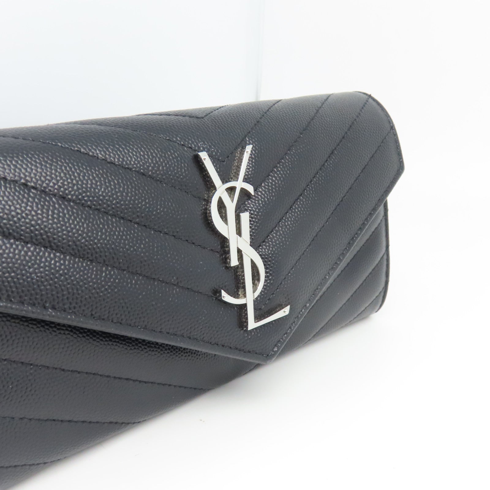 YVES SAINT LAURENT 牛皮皮革Long  Wallet銀扣長錢包黑色