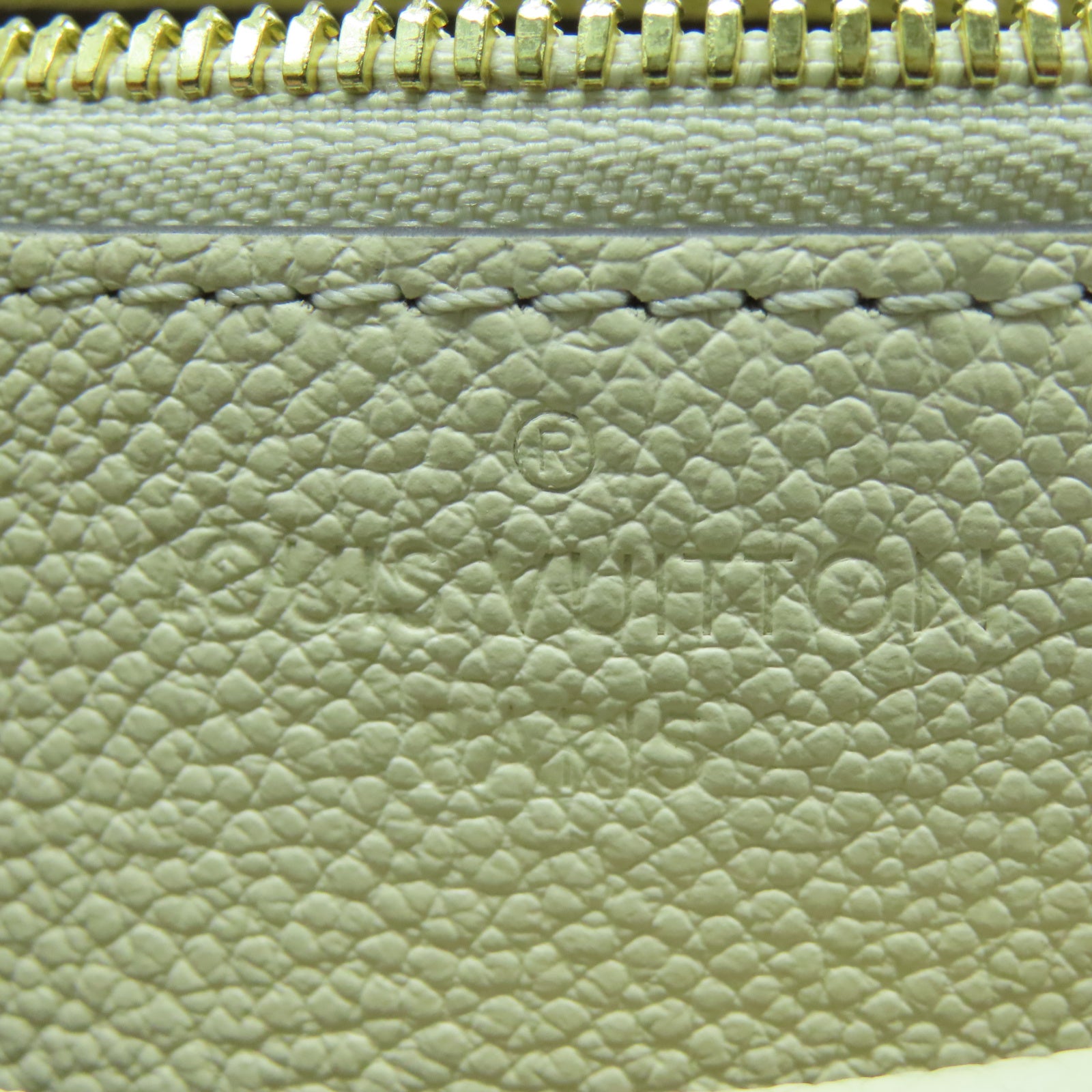 LOUIS VUITTON 【激減優惠】牛皮皮革Trianon PM金扣手挽肩背兩用袋米色