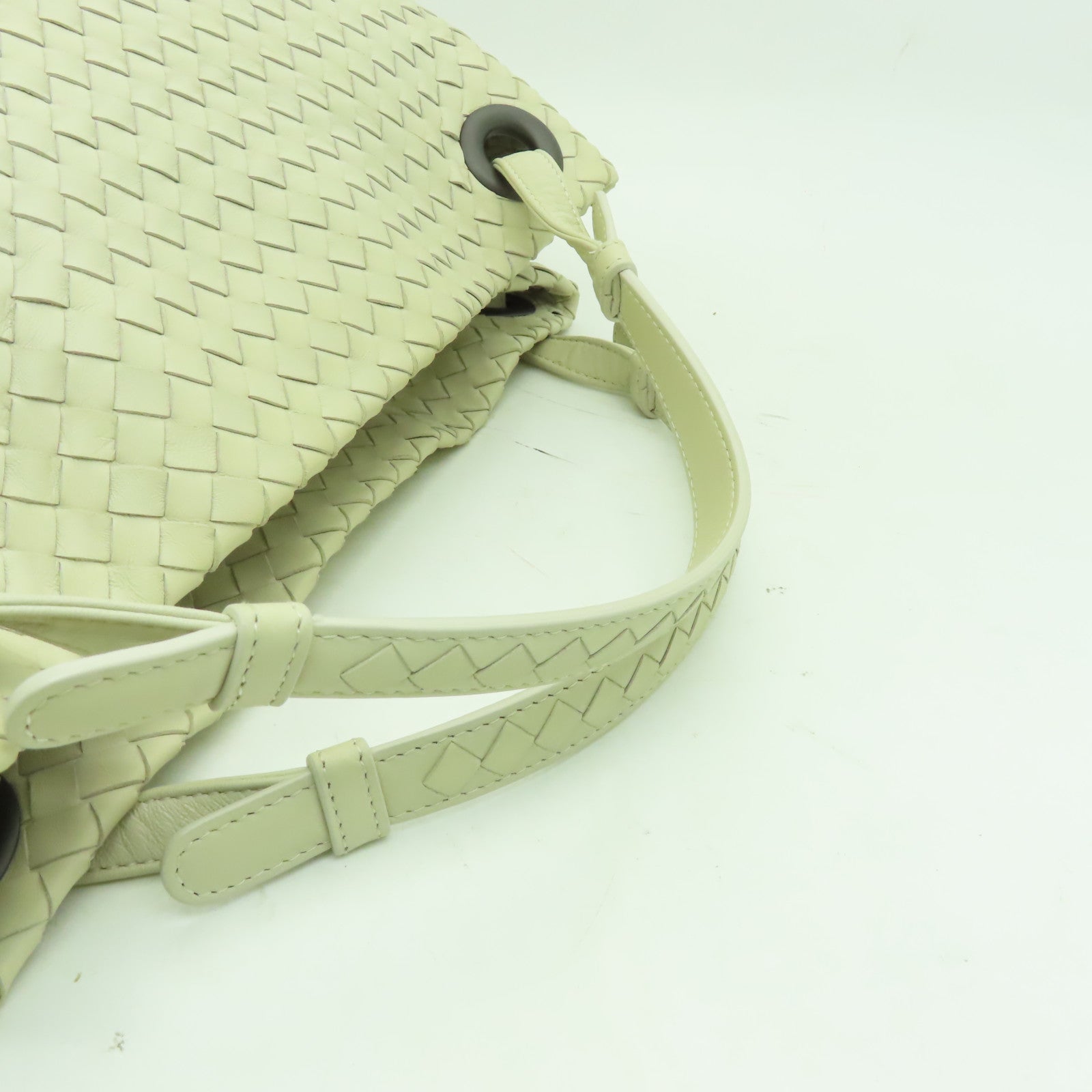 BOTTEGA VENETA 羊皮皮革Shoulder Bag肩背袋米色