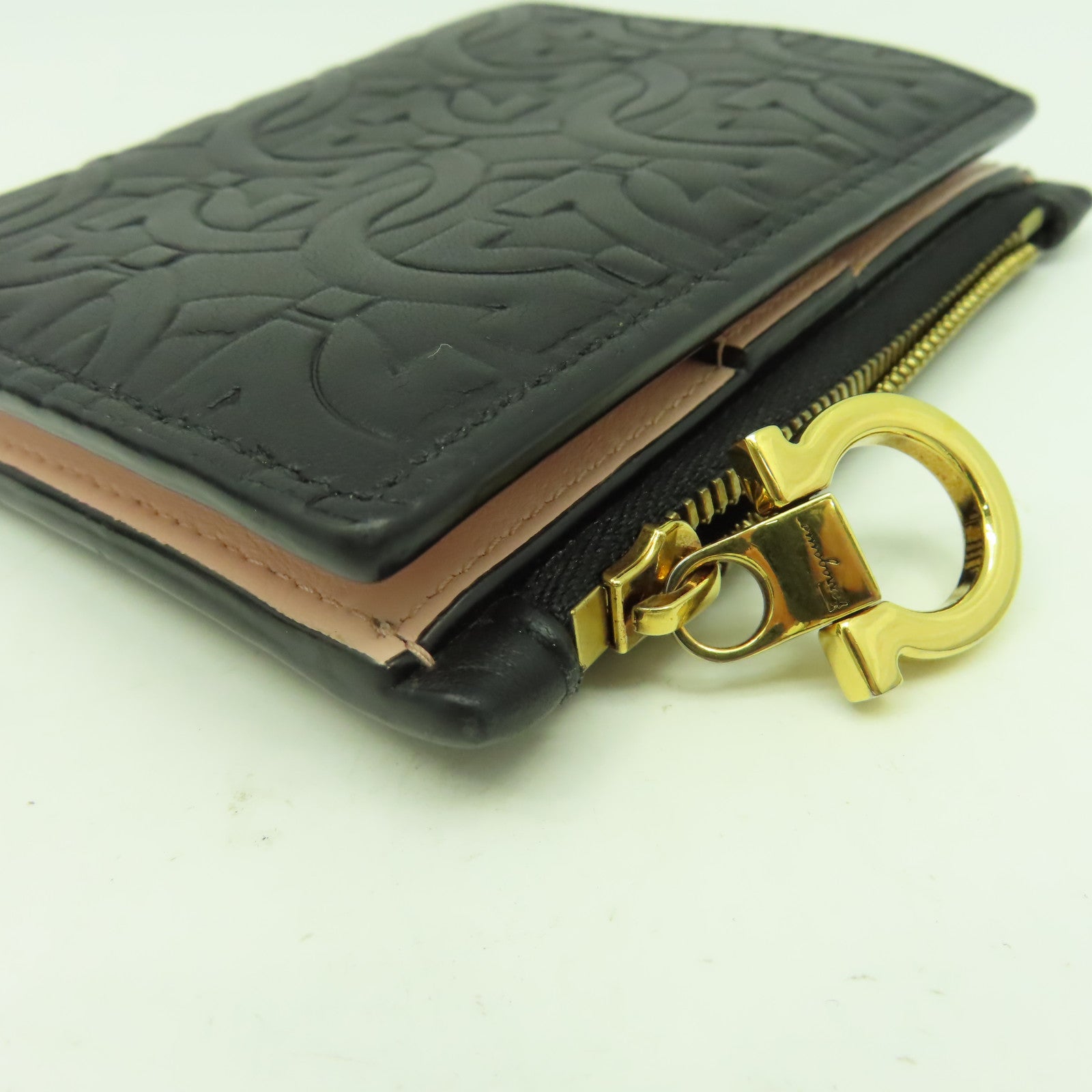 Salvatore Ferragamo 牛皮皮革Wallet金扣錢包黑色